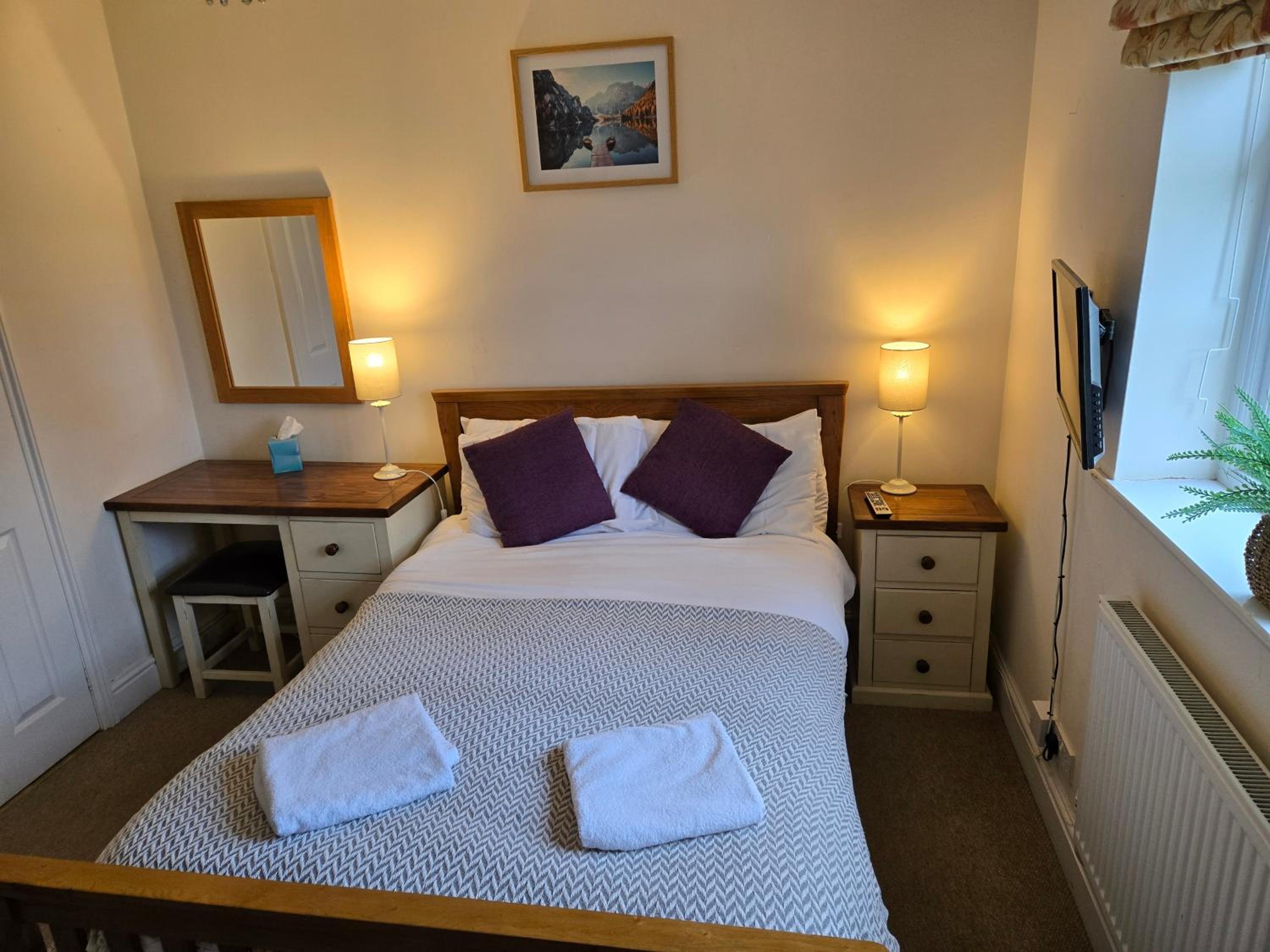 Double Room - Photo 3