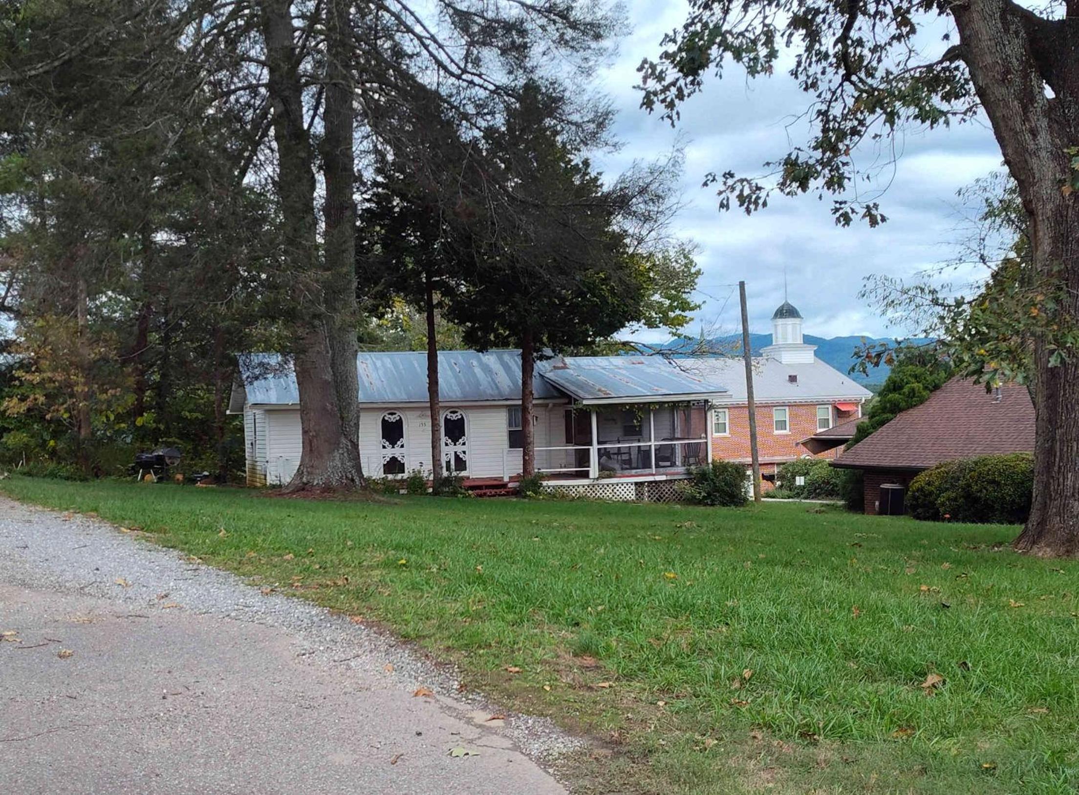 Cottage with Garden View photo 3