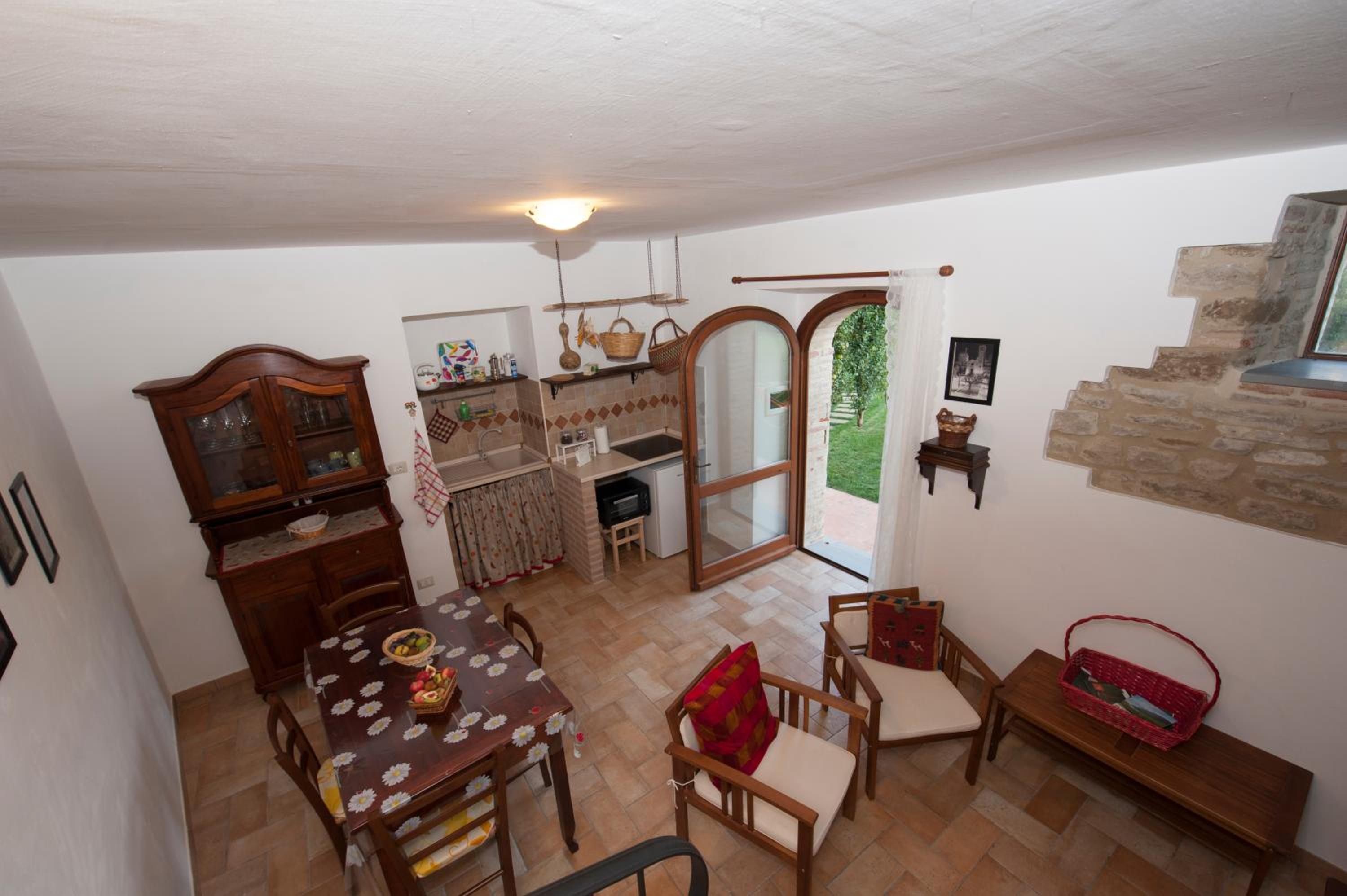Apartment - Split Level photo 2