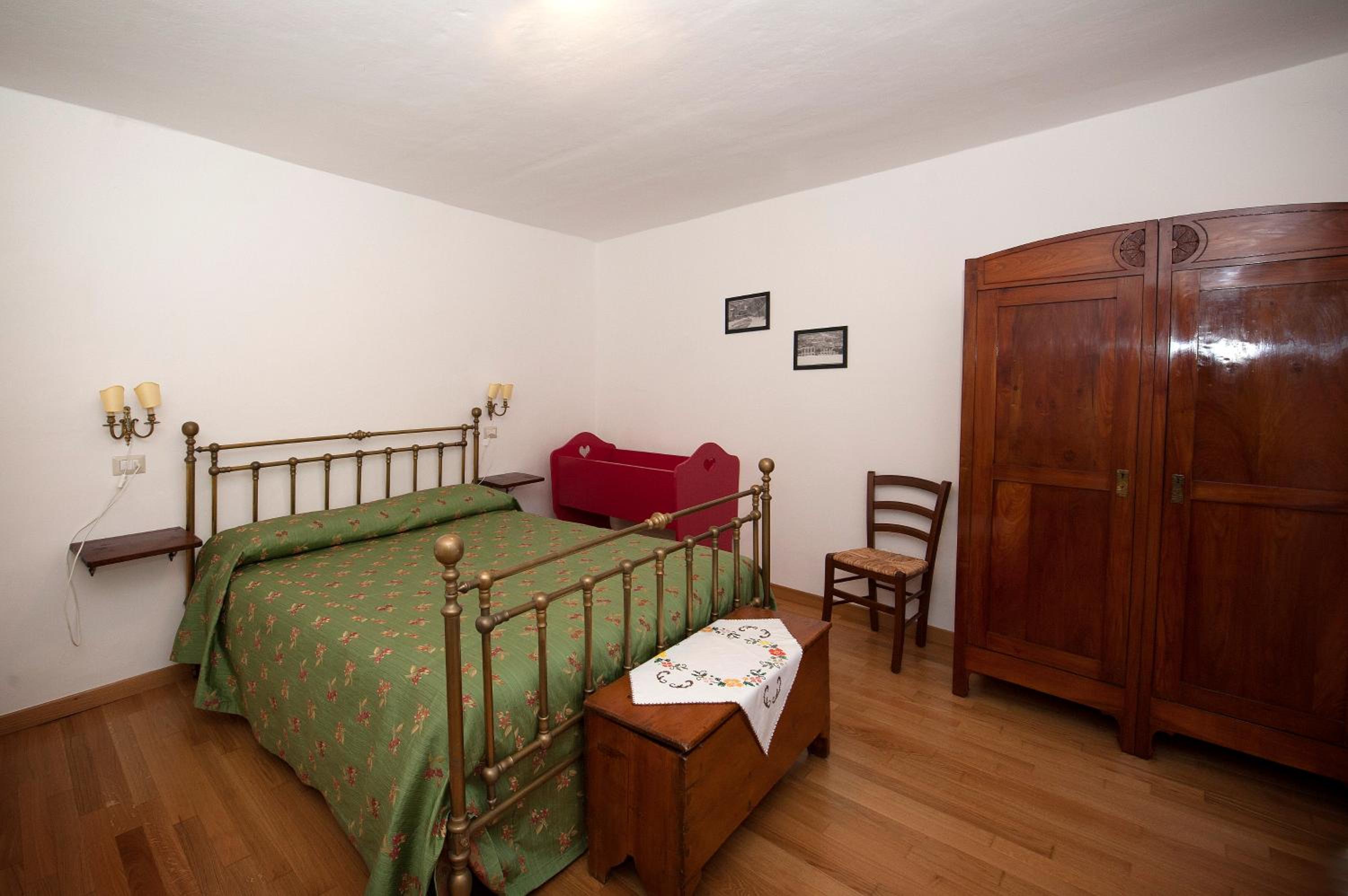 Apartment - Split Level photo 3