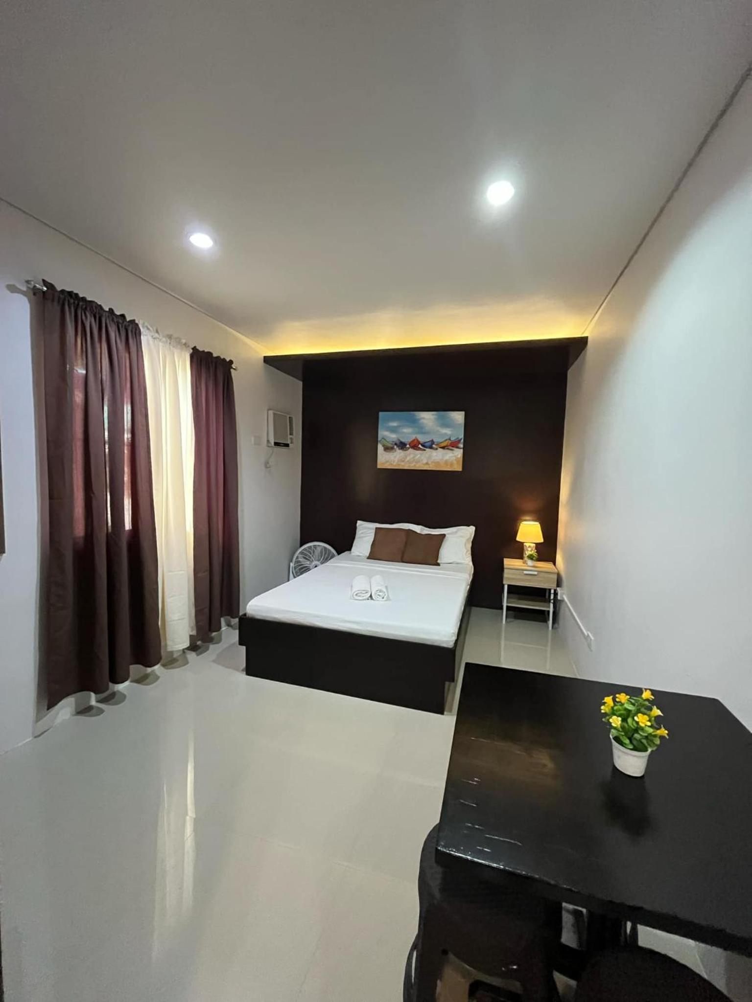 Double Room - Photo 1