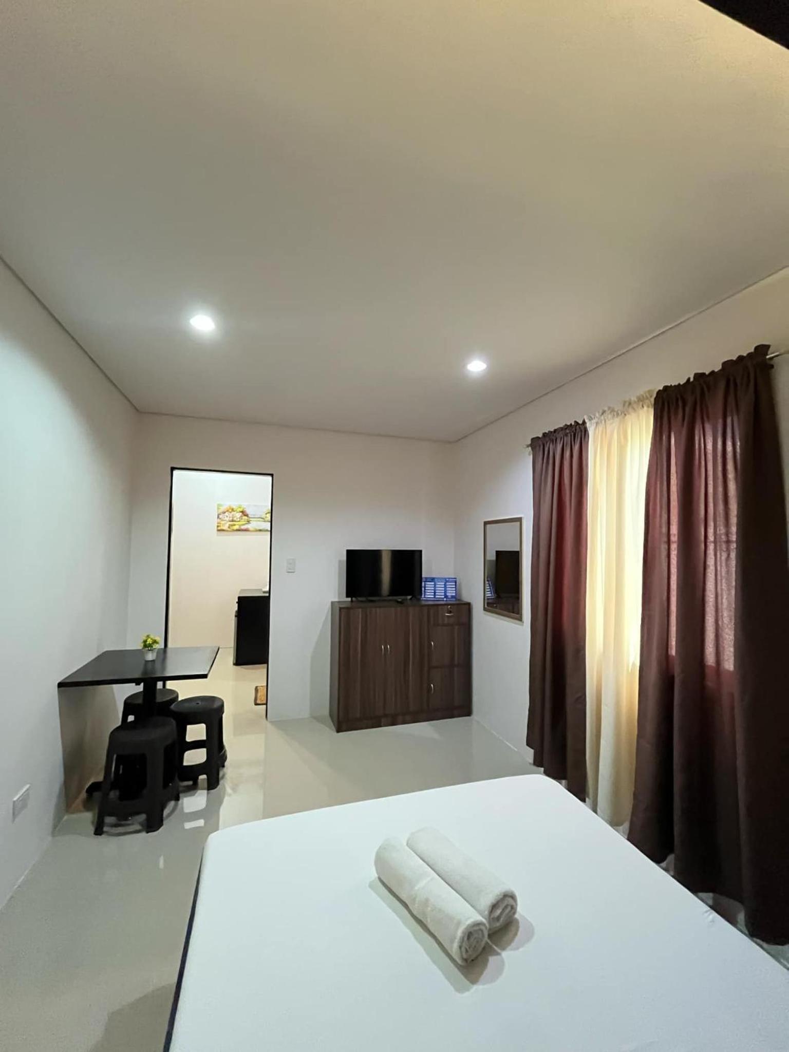 Double Room - Photo 4