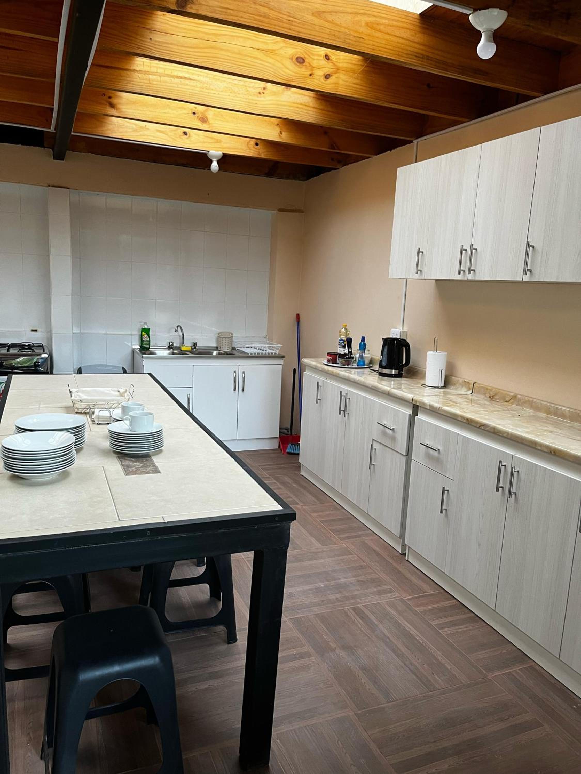 Two-Bedroom Apartment with Balcony and Terrace photo 3