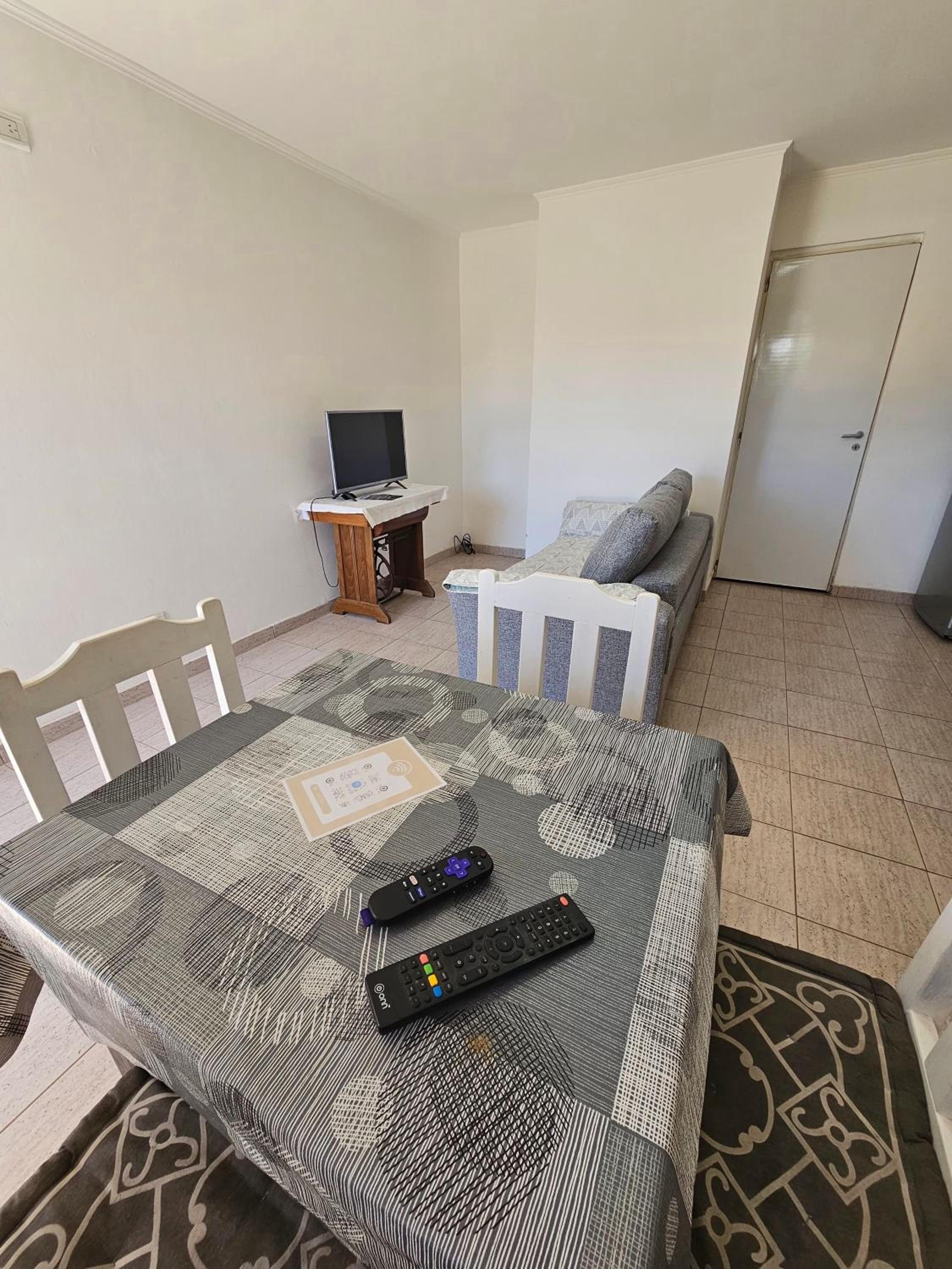 One-Bedroom Apartment with Garden photo 2