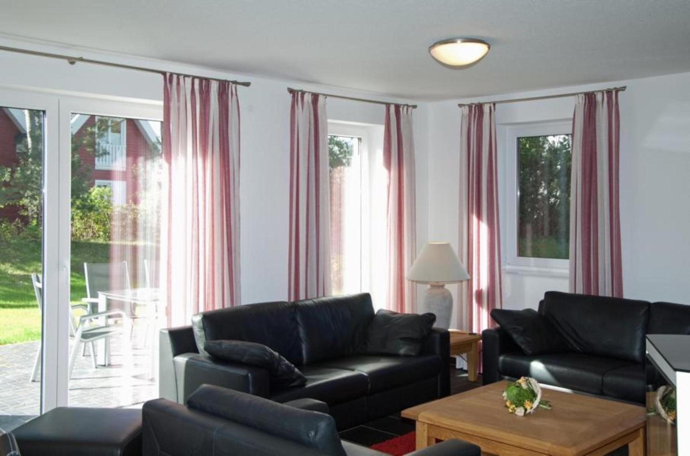 Three-Bedroom Vacation Home  photo 1