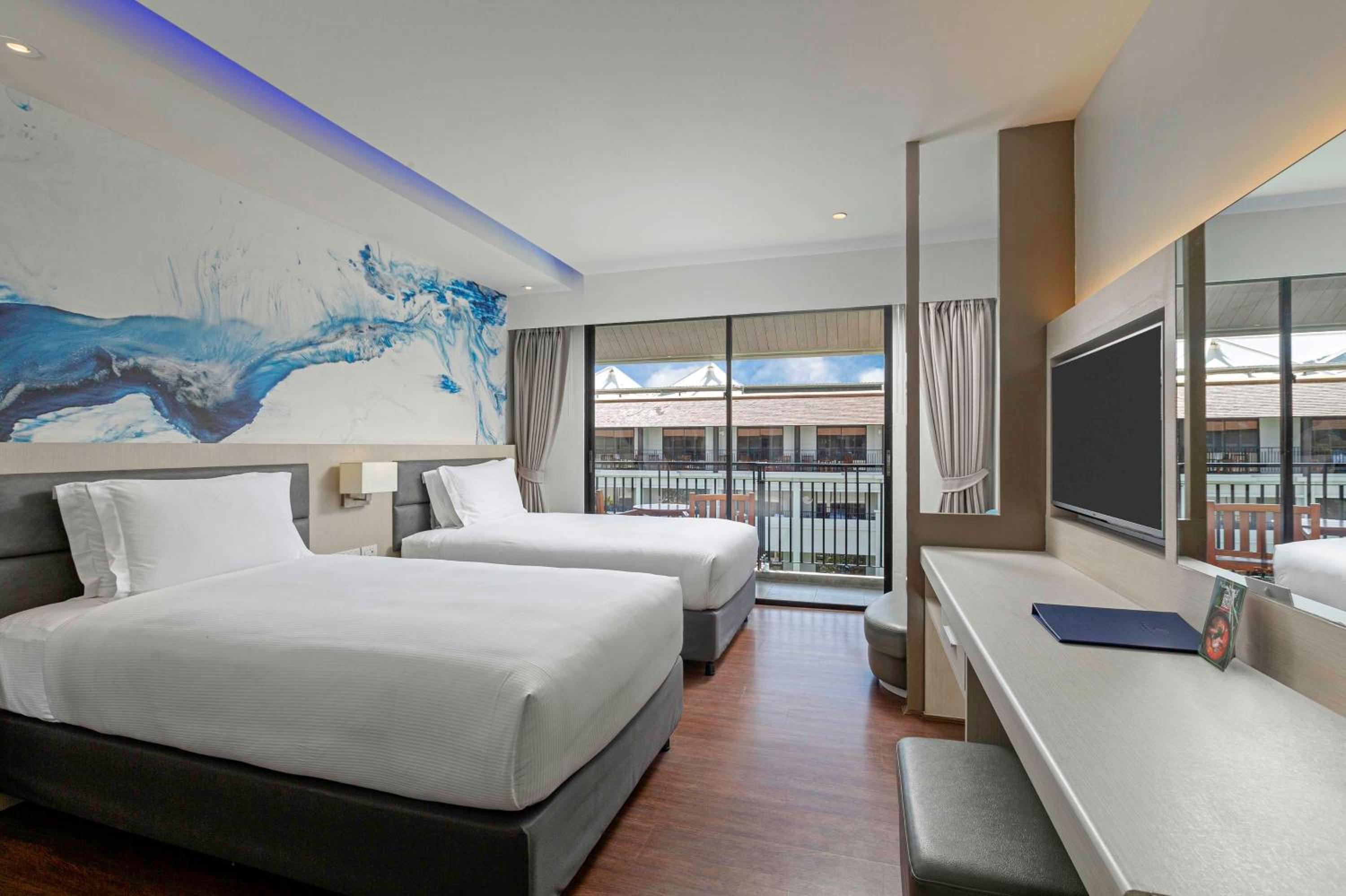 Twin Guest Room with Balcony