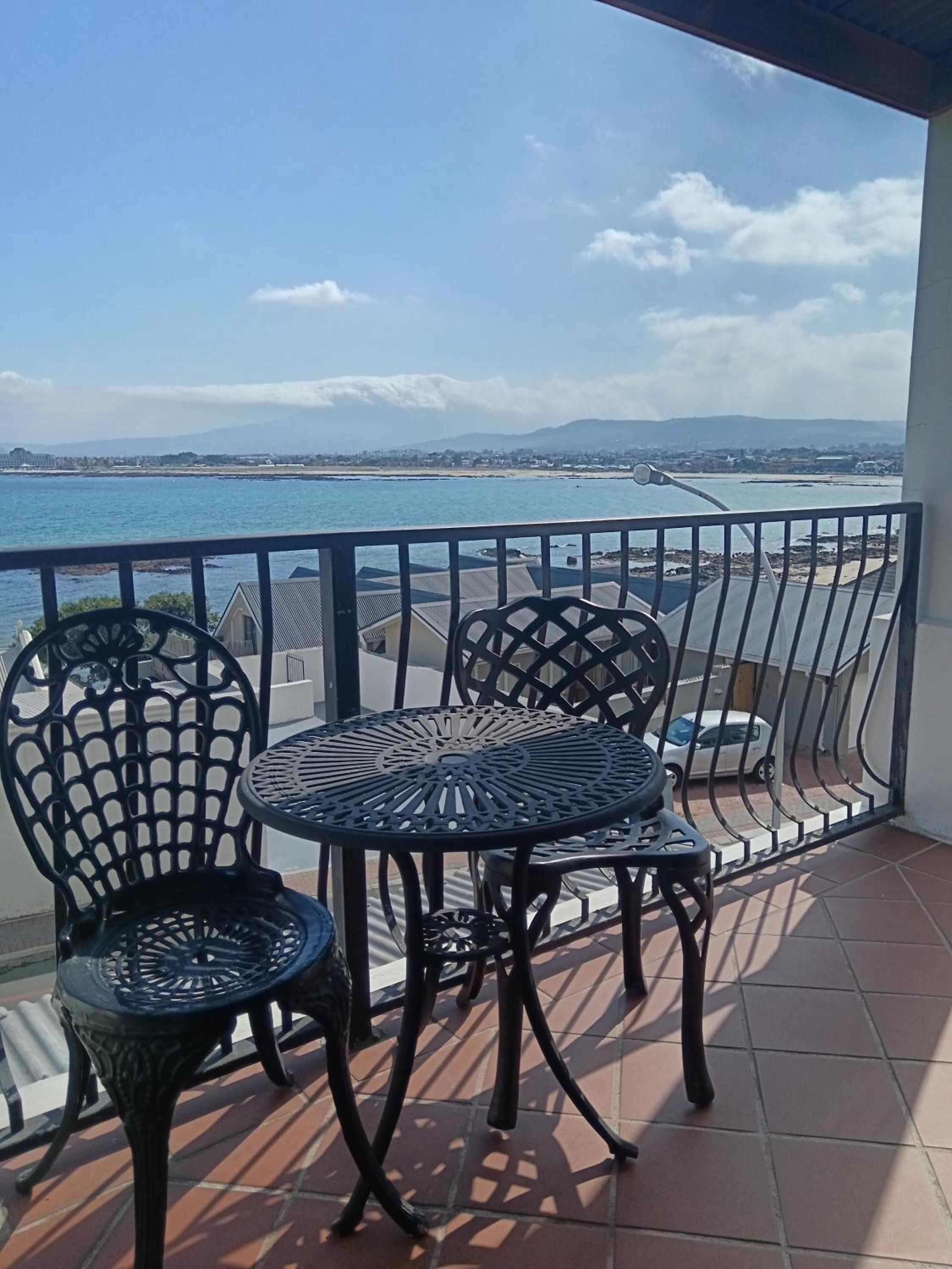 Deluxe Double Room with Sea View photo 1