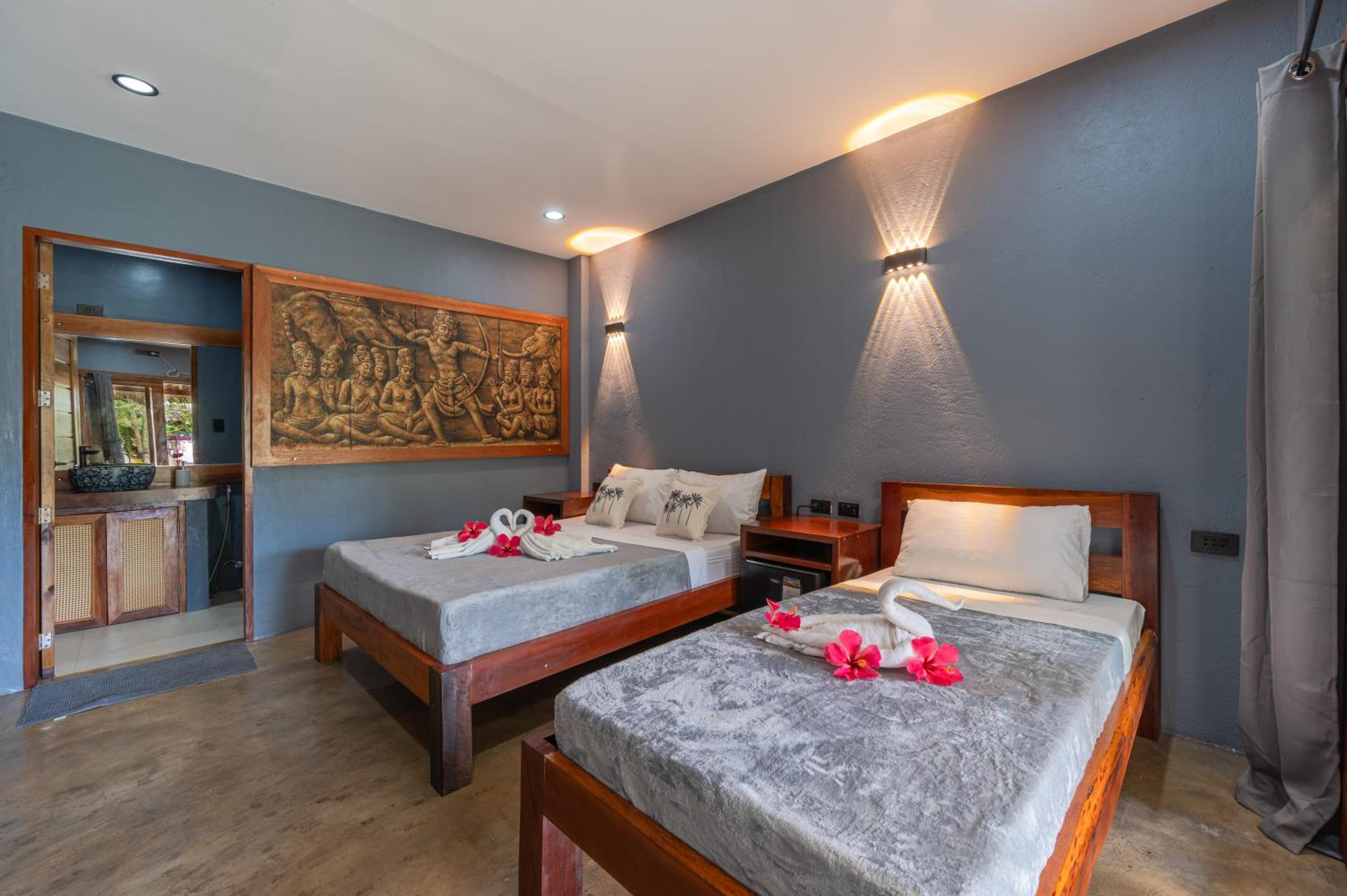 Deluxe Triple Room