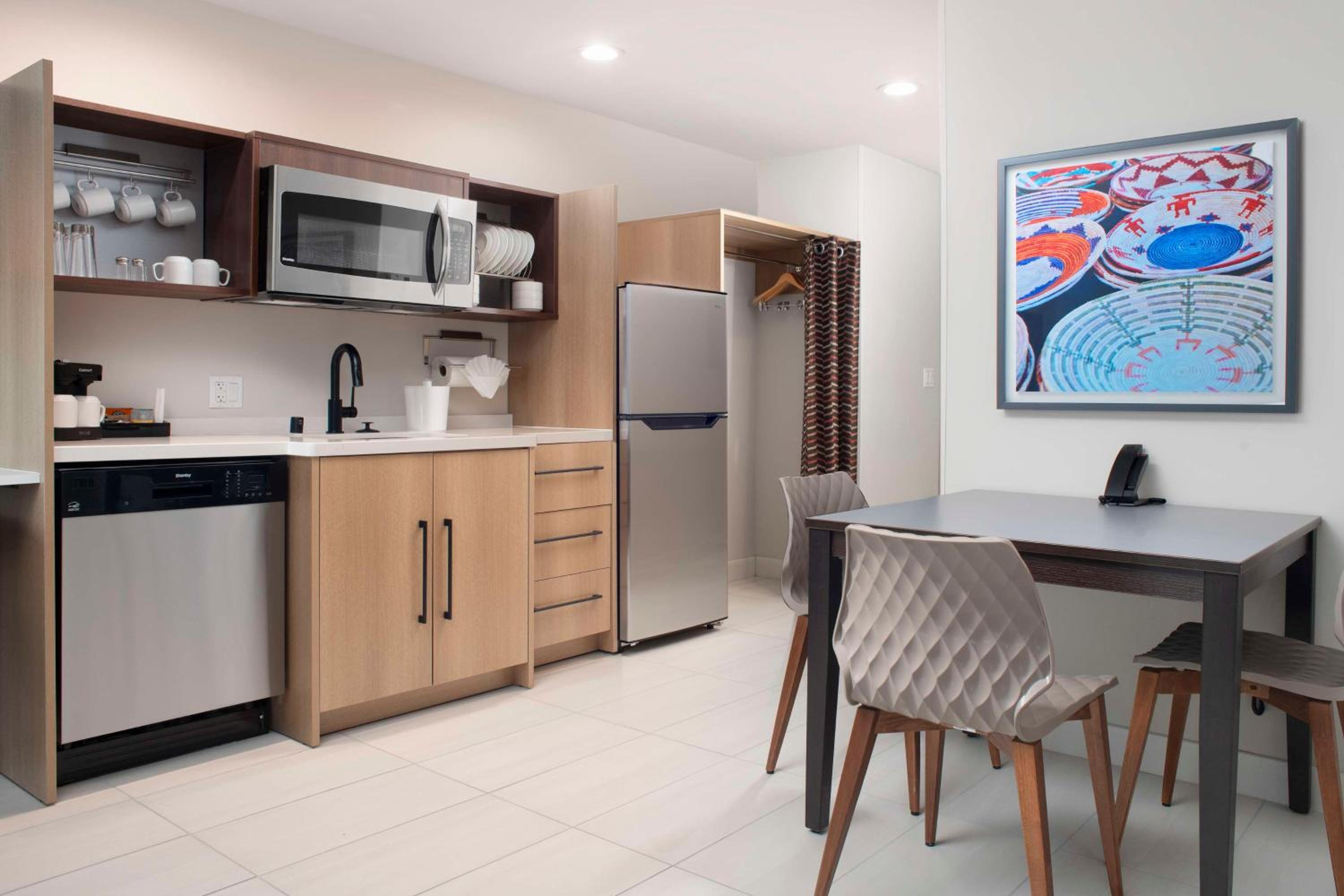 King Suite - Hearing Accessible - Photo 10