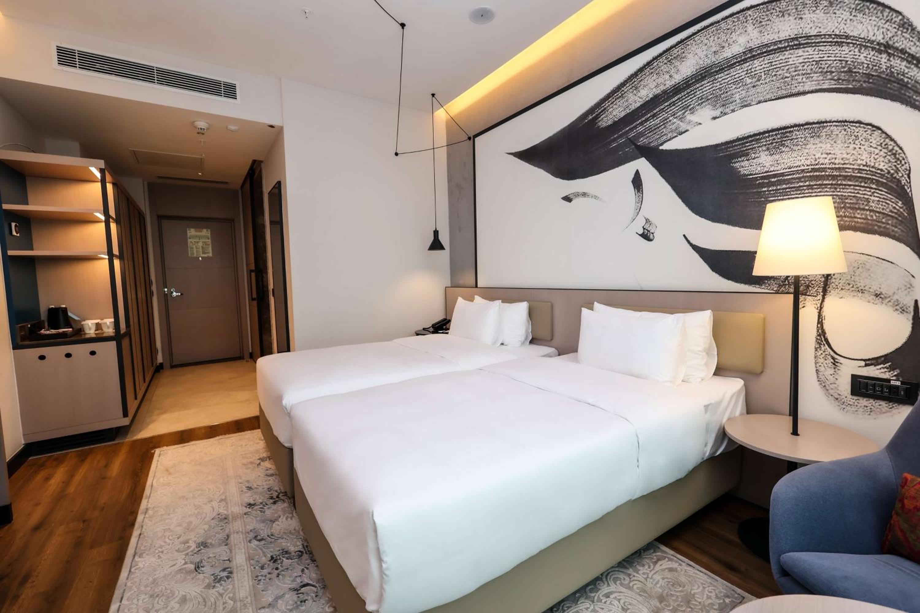 Twin Room - Photo 1