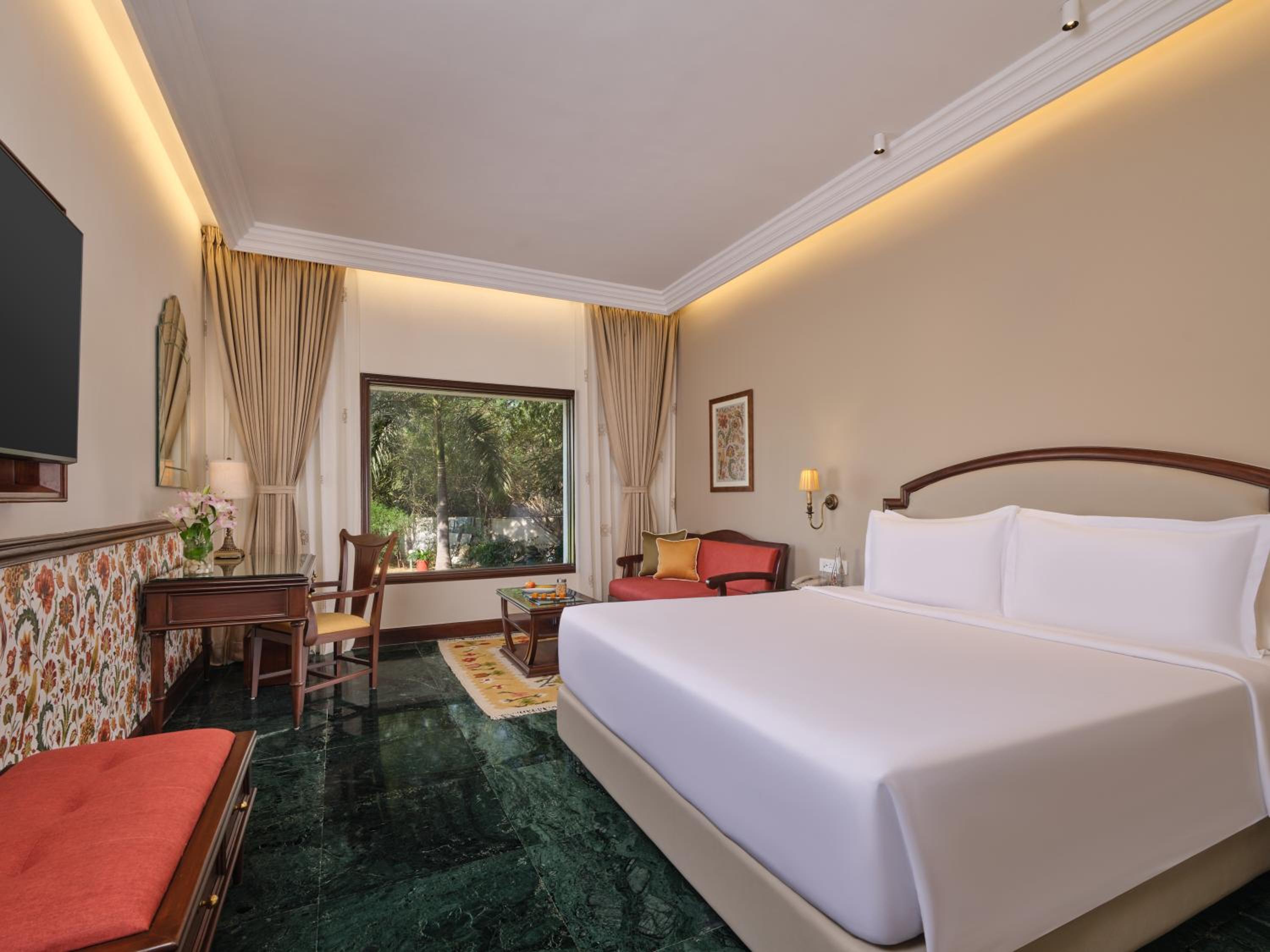 Premium King Garden View Room - 20% Discount on F&B and SPA (till 30th Sep 2026) & 1-way Airport transfer - Photo 2