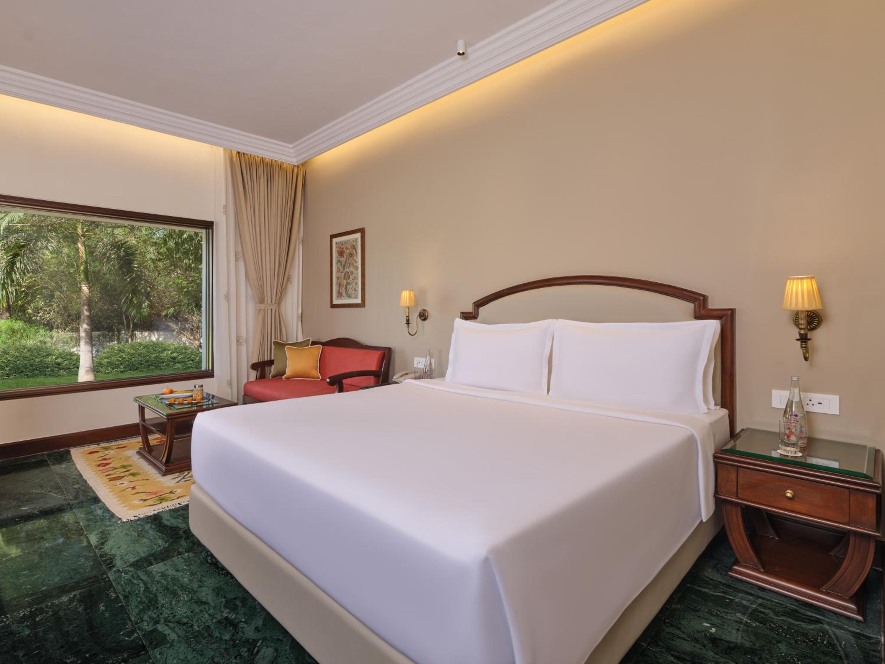Premium King Garden View Room - 20% Discount on F&B and SPA (till 30th Sep 2026) & 1-way Airport transfer - Photo 1