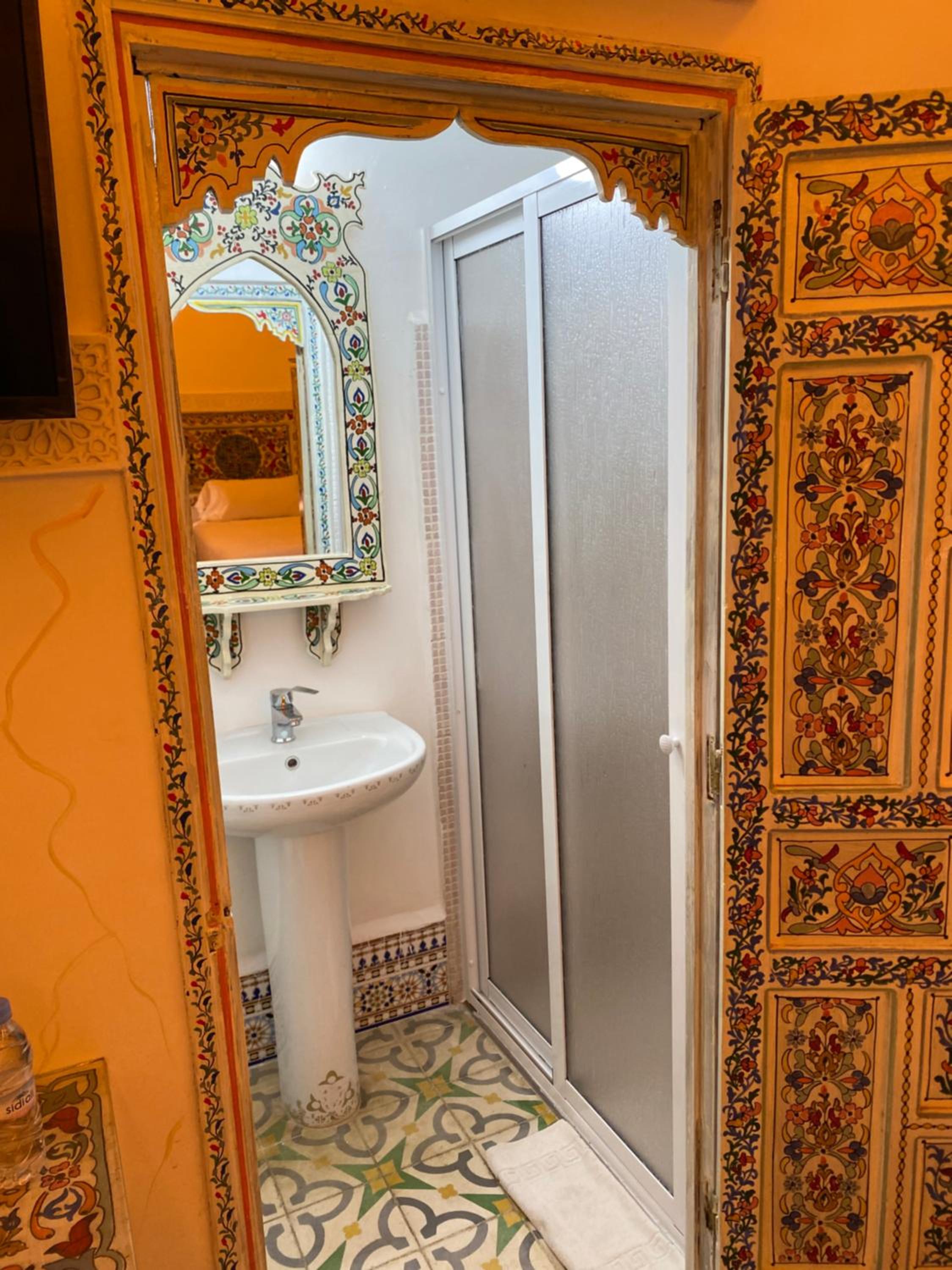 Twin Room with Private Bathroom
