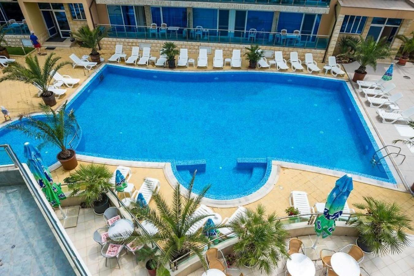 Deluxe Double or Twin Room with Balcony photo 2