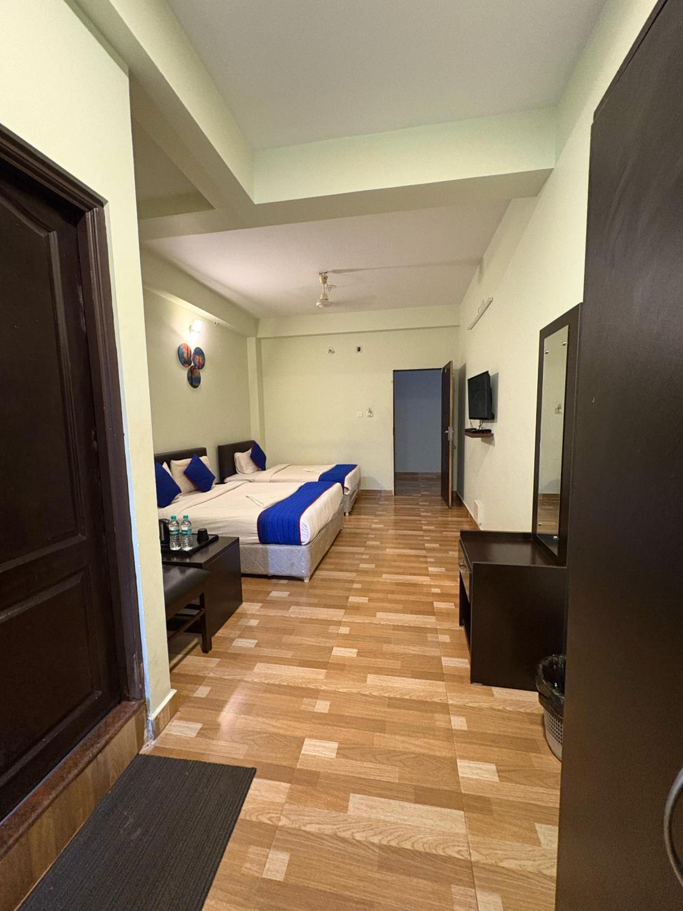 Classic Triple Room - Photo 1