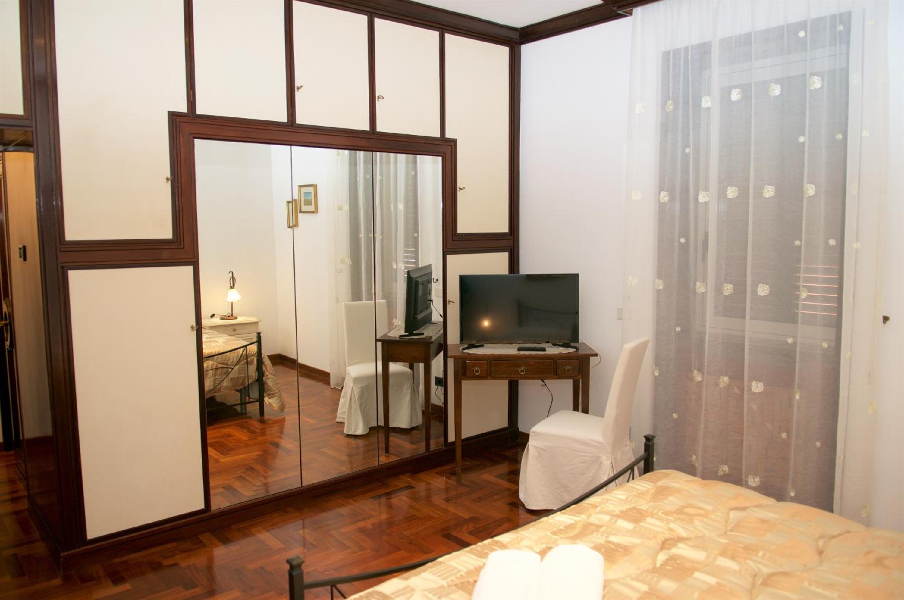 Double Room - Photo 1