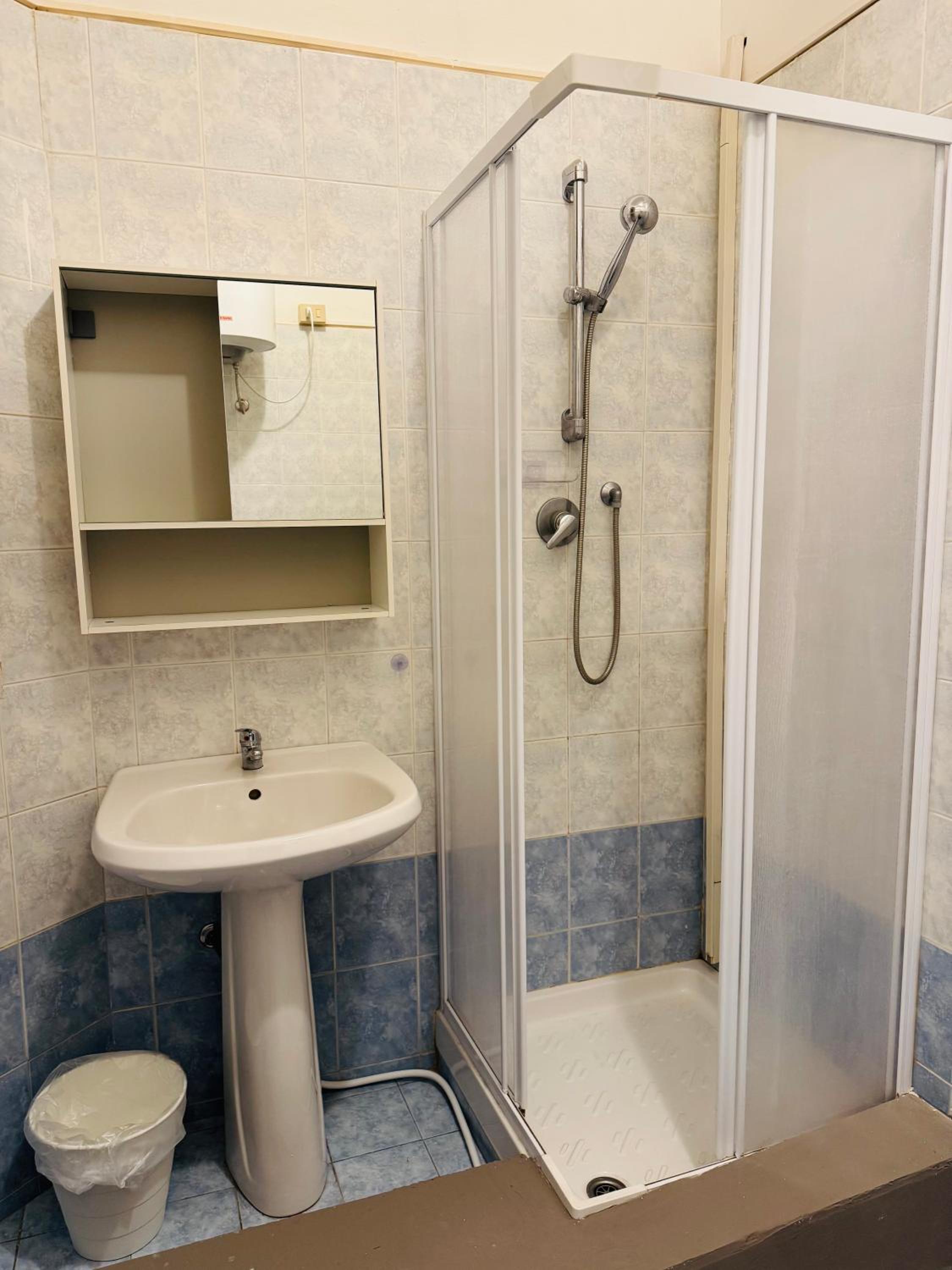 Queen Room with Shared Bathroom