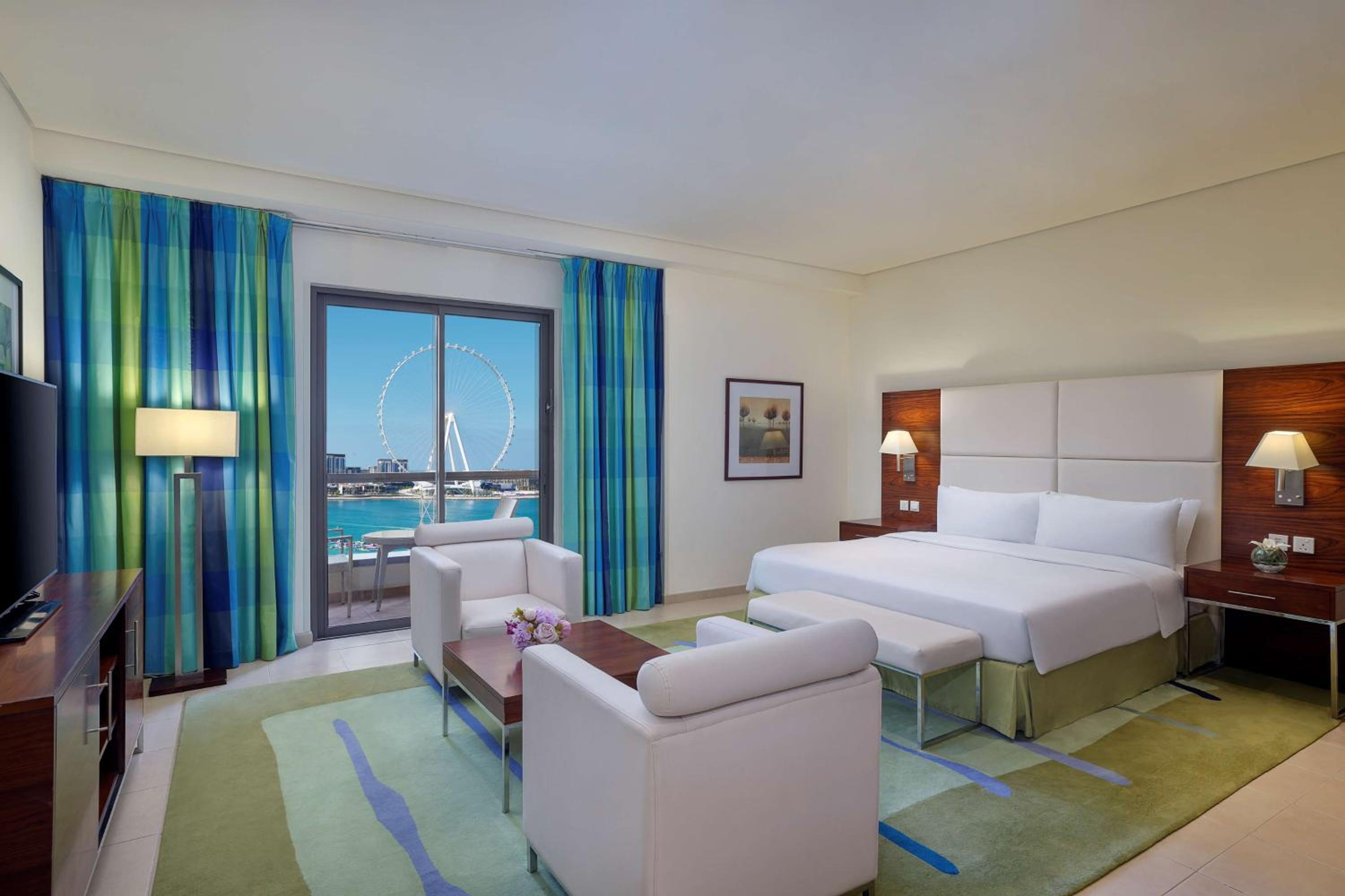 King Executive Room with Sea View and Balcony