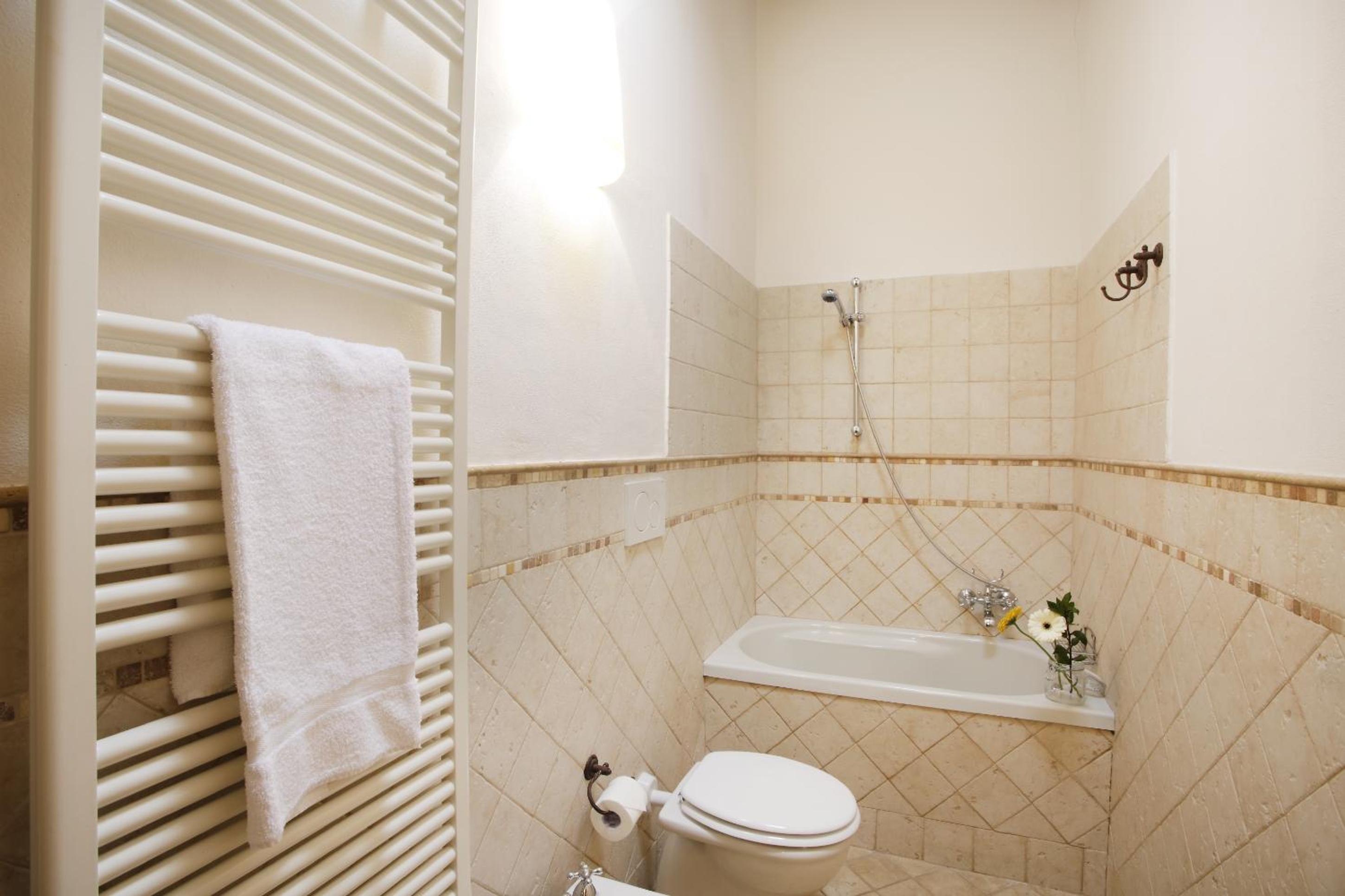Family three-room apartment - Photo 13