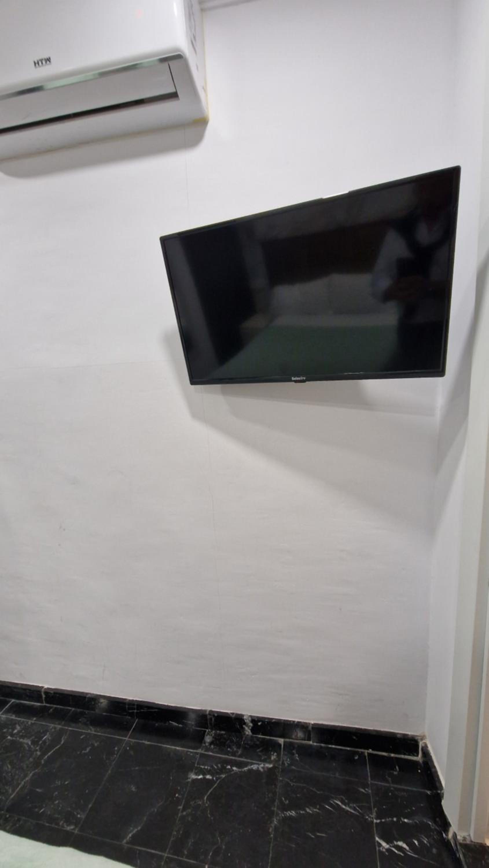 Double Room - Photo 4