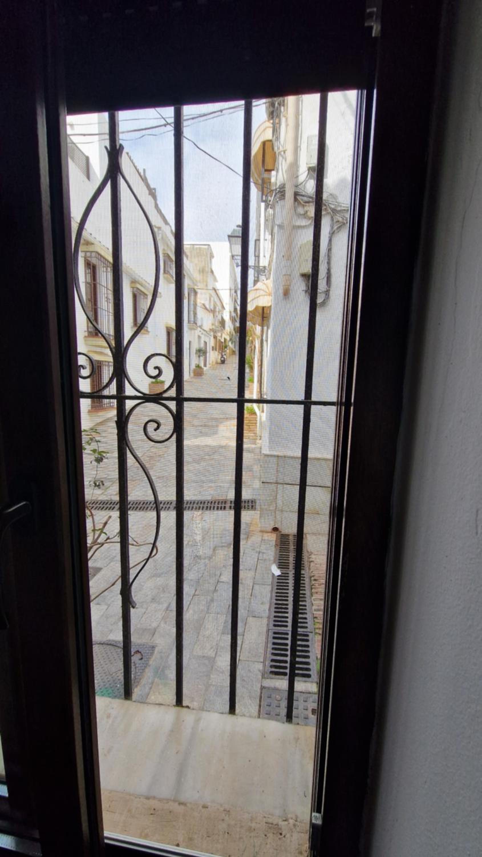 Double Room - Photo 8