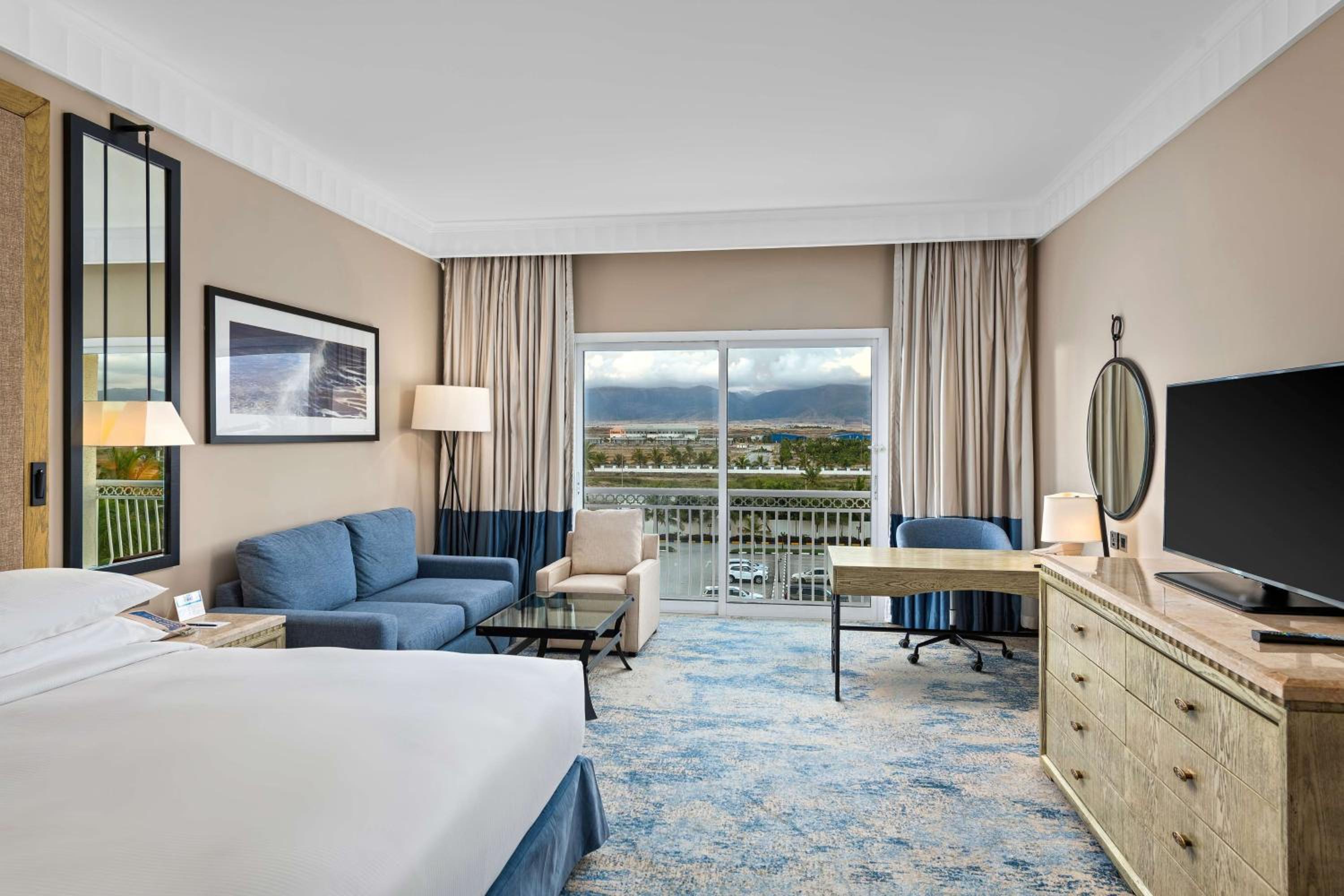 King Guest Room - Photo 3