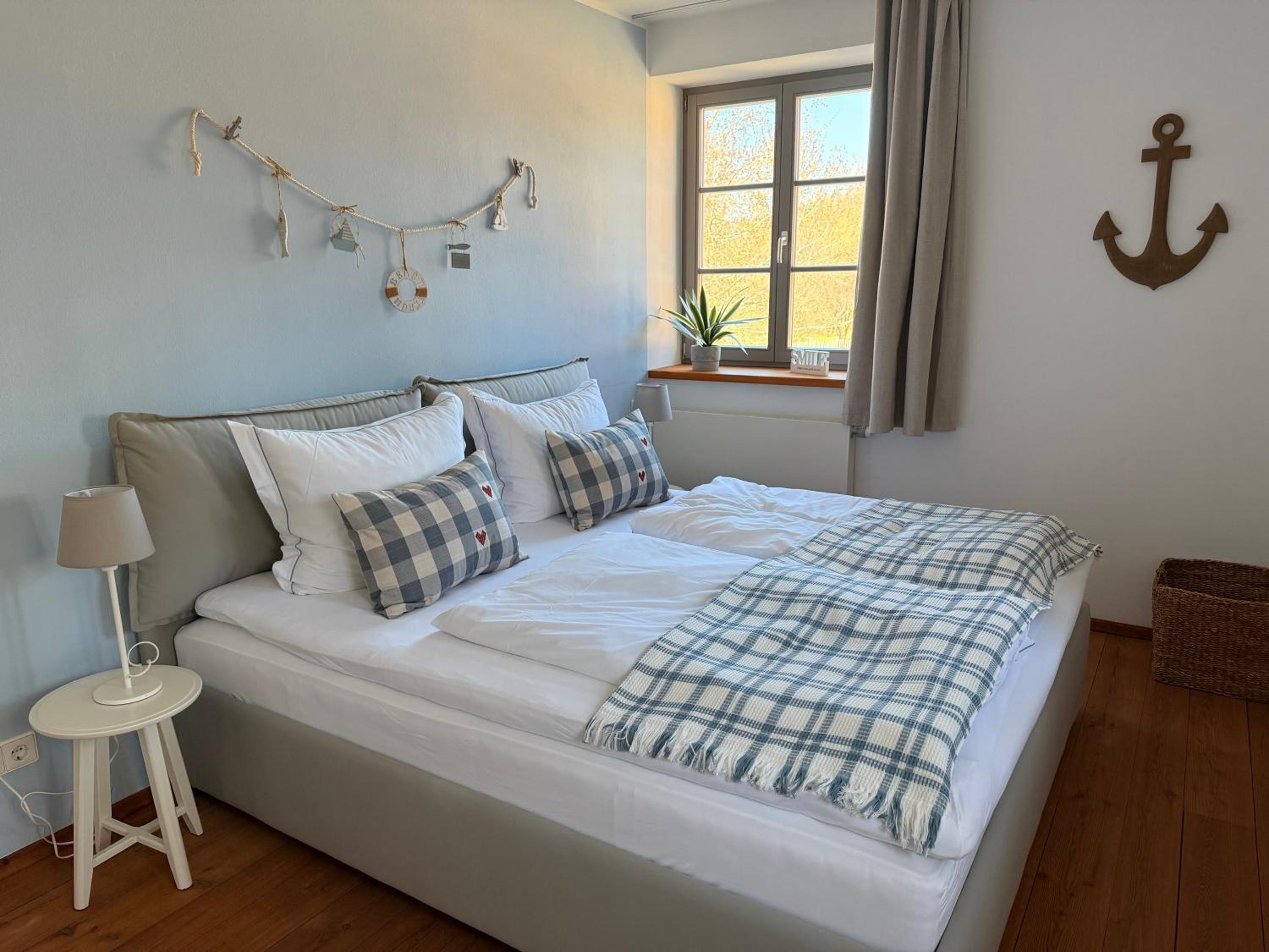 Two-Bedroom Apartment with Balcony and Terrace photo 2