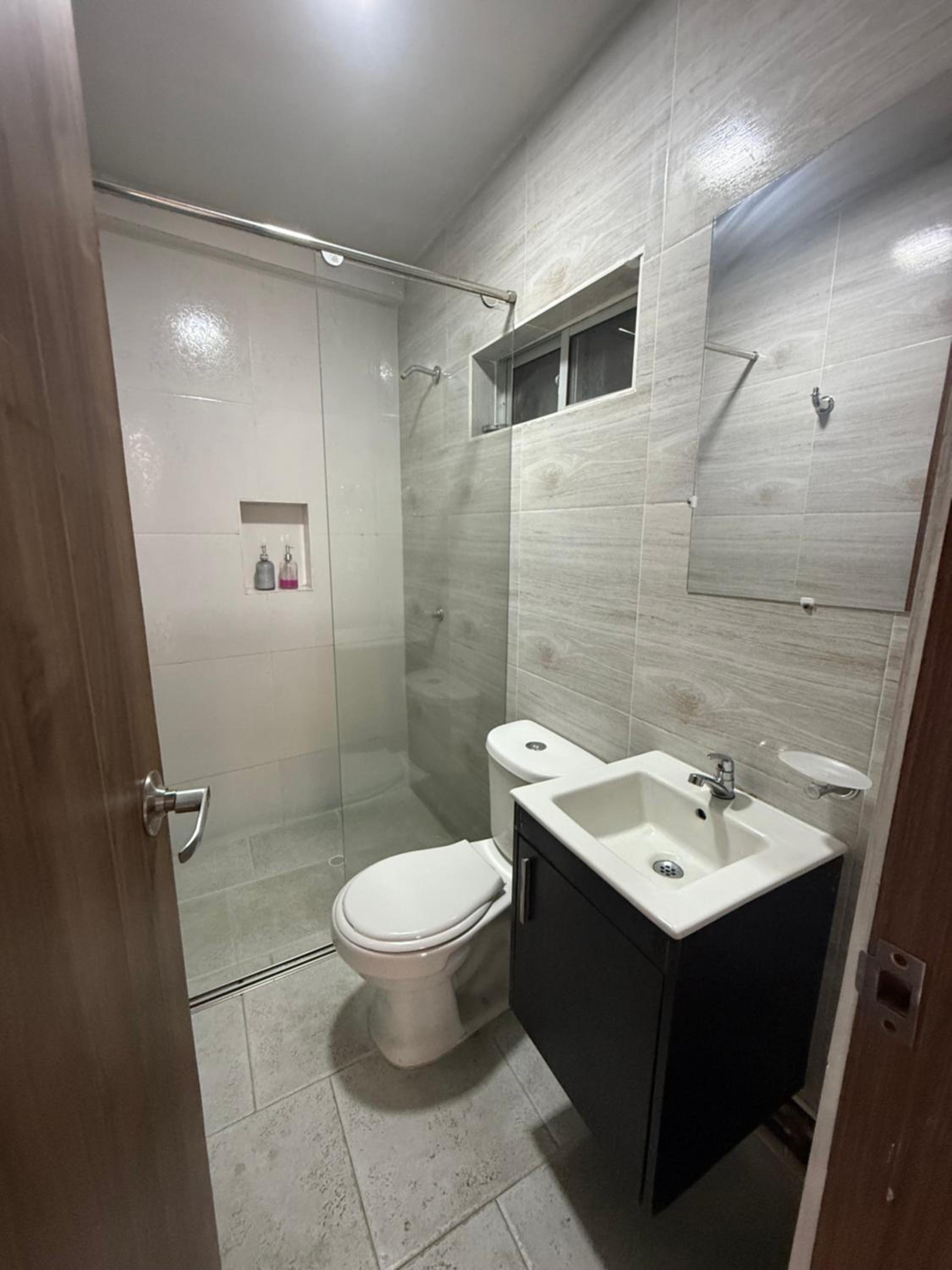 Double Room with Private Bathroom photo 3