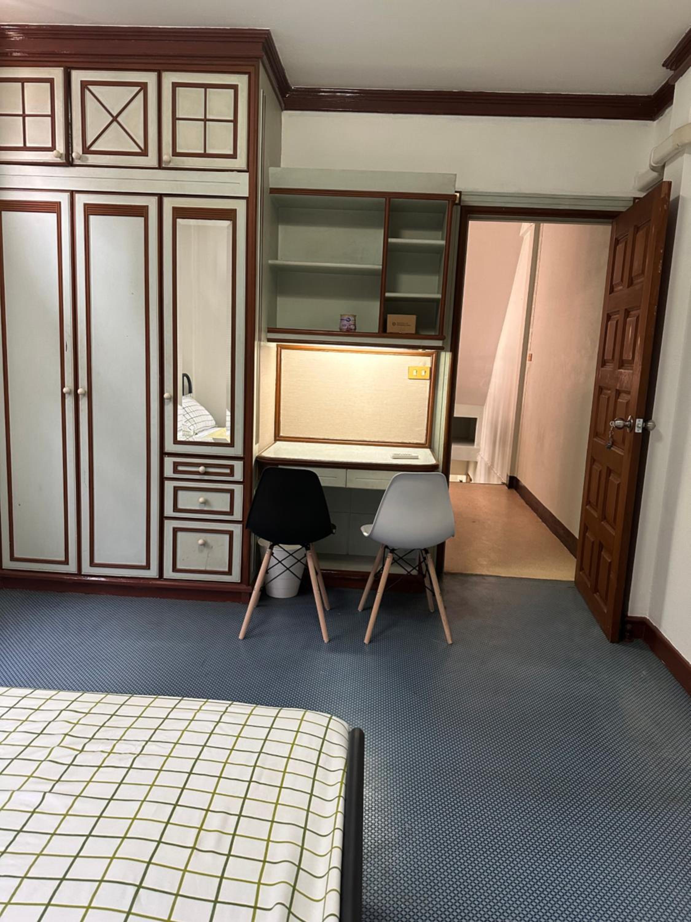 Double Room with Shared Bathroom photo 3