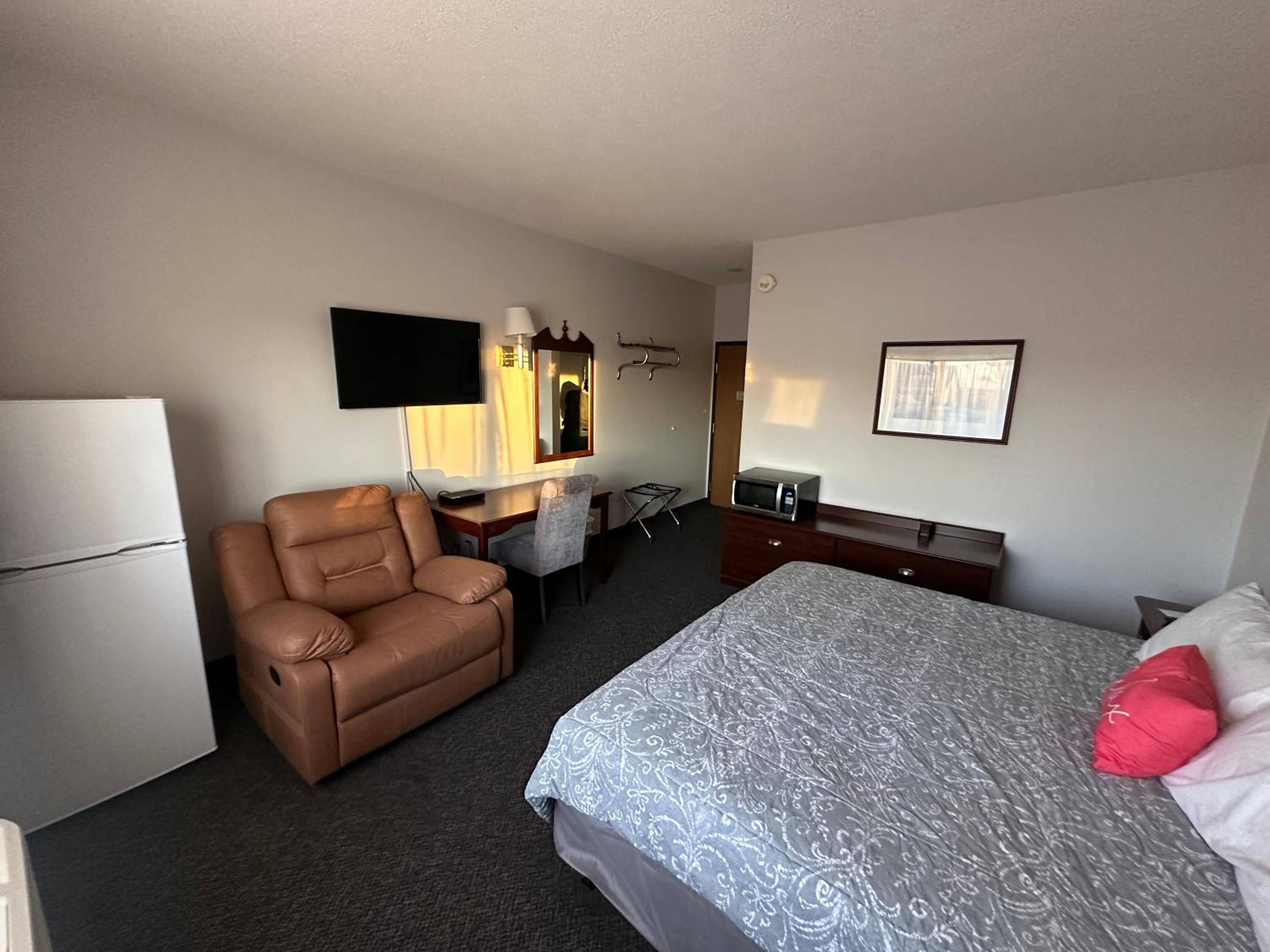 Large Single Room