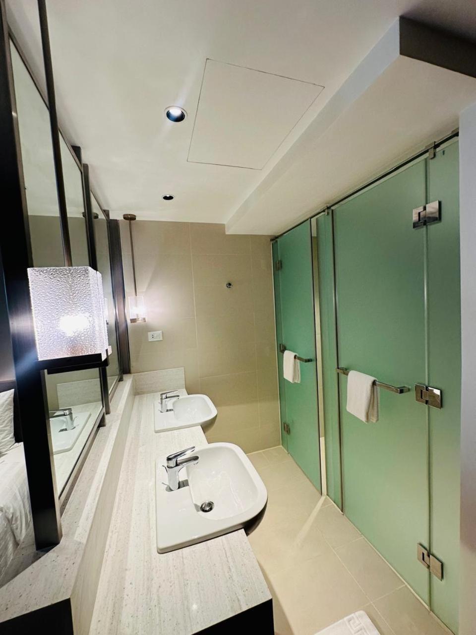 Suite with City View