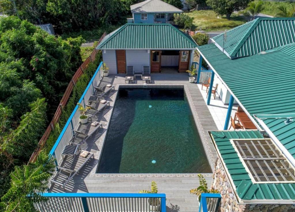 Three-Bedroom Villa photo 3
