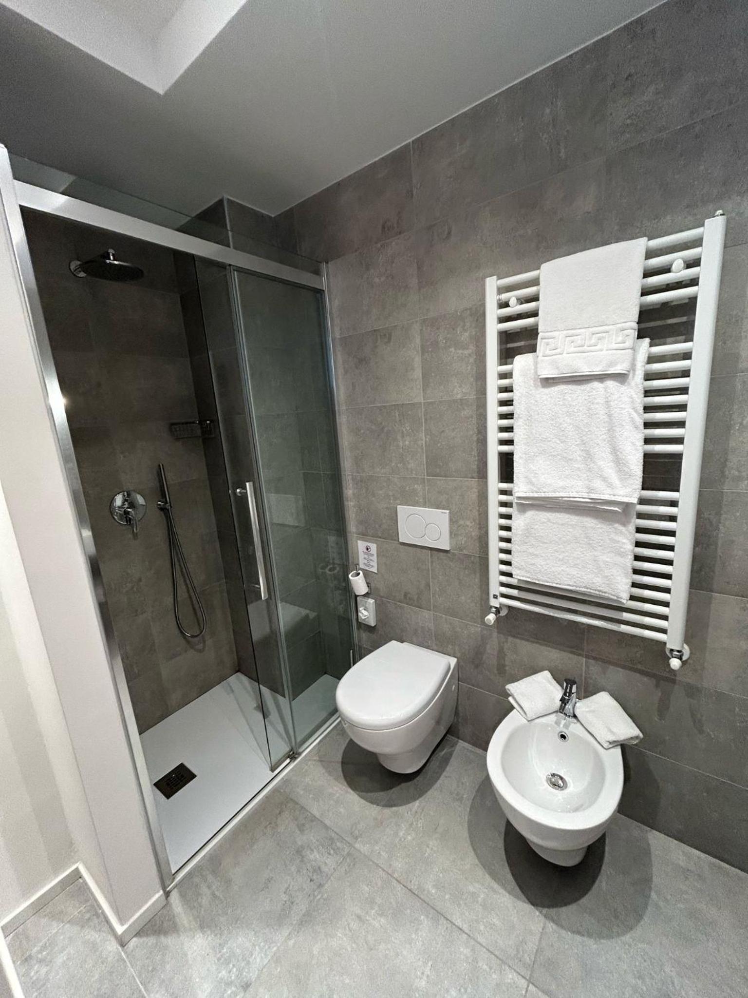 Small Double Room photo 2