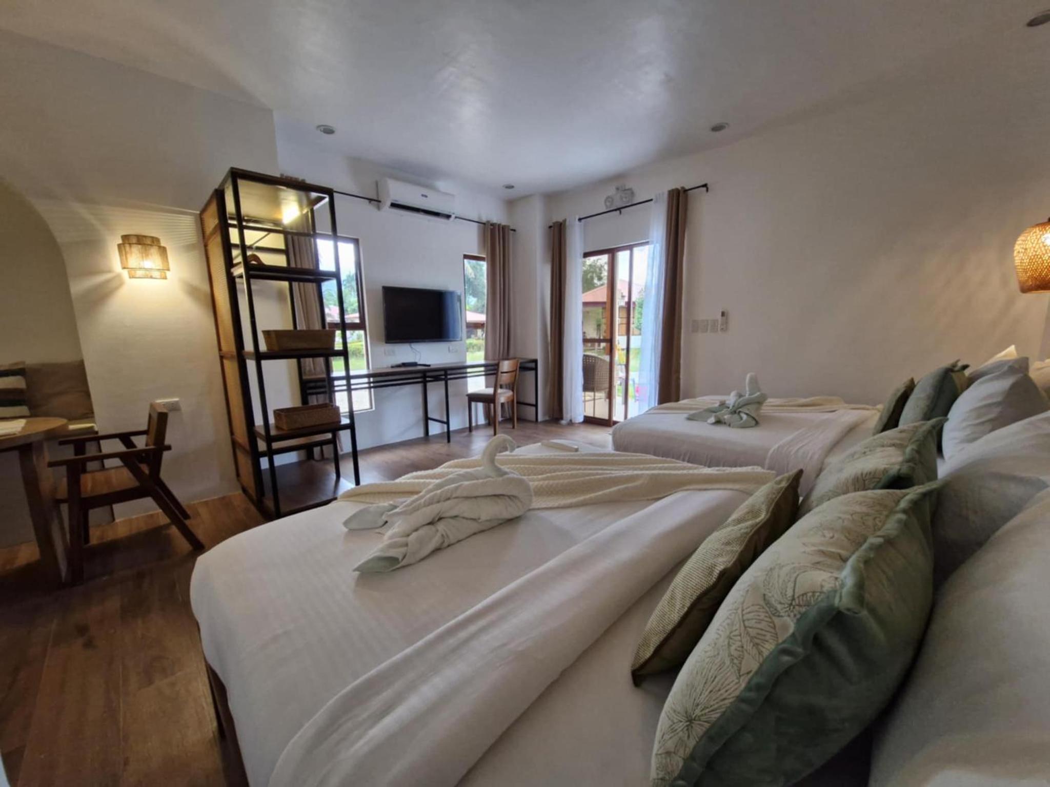 Quadruple Room - Photo 2