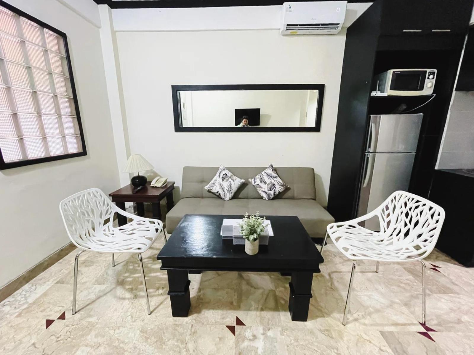 Apartment - Ground Floor - Photo 1