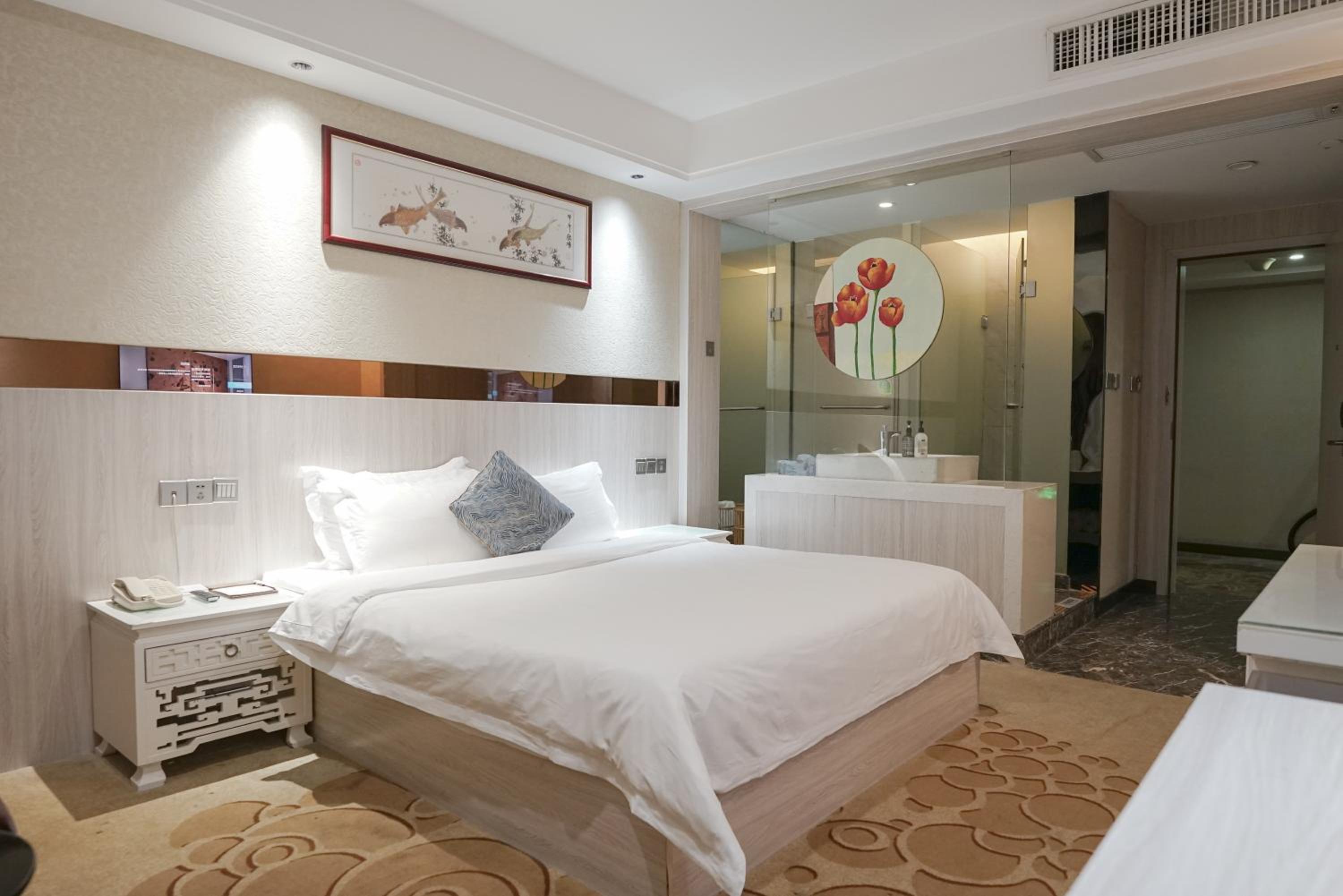Superior Queen Room photo 2