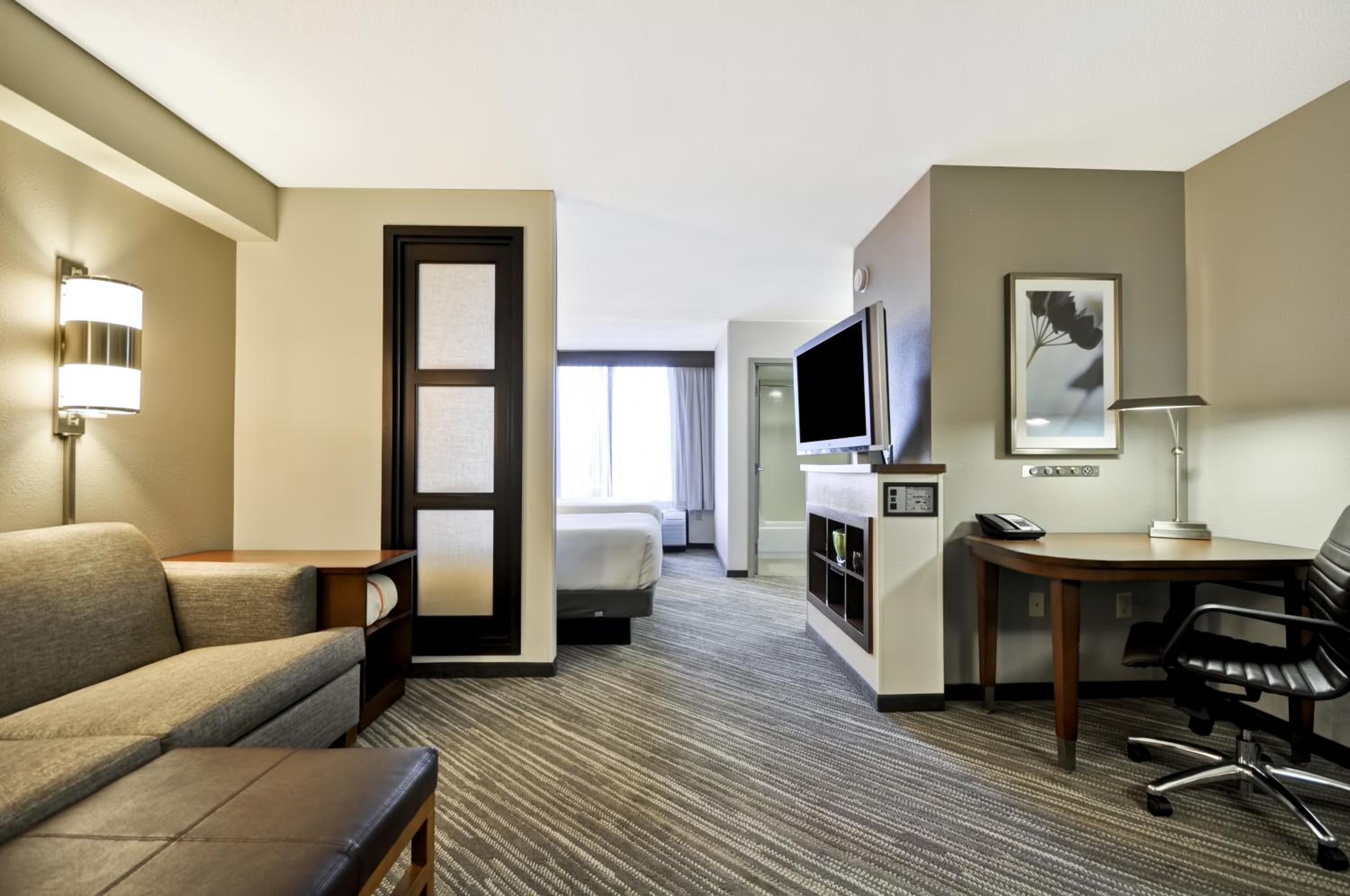Double Room with Two Double Beds and Sofa bed - High Floor - Photo 10