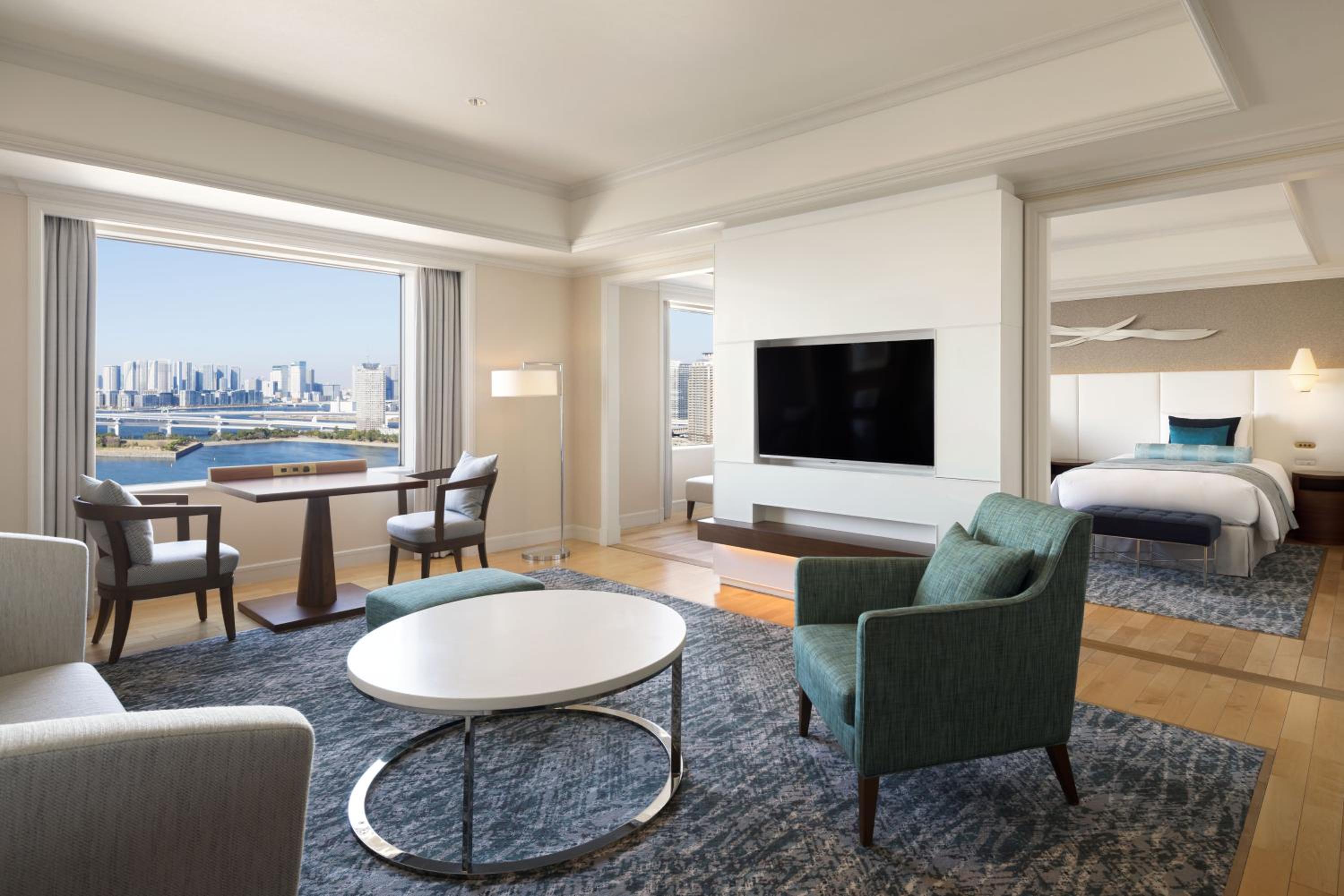 Premier Floor Deluxe Suite Twin- Rainbow Bridge Side - Non-Smoking