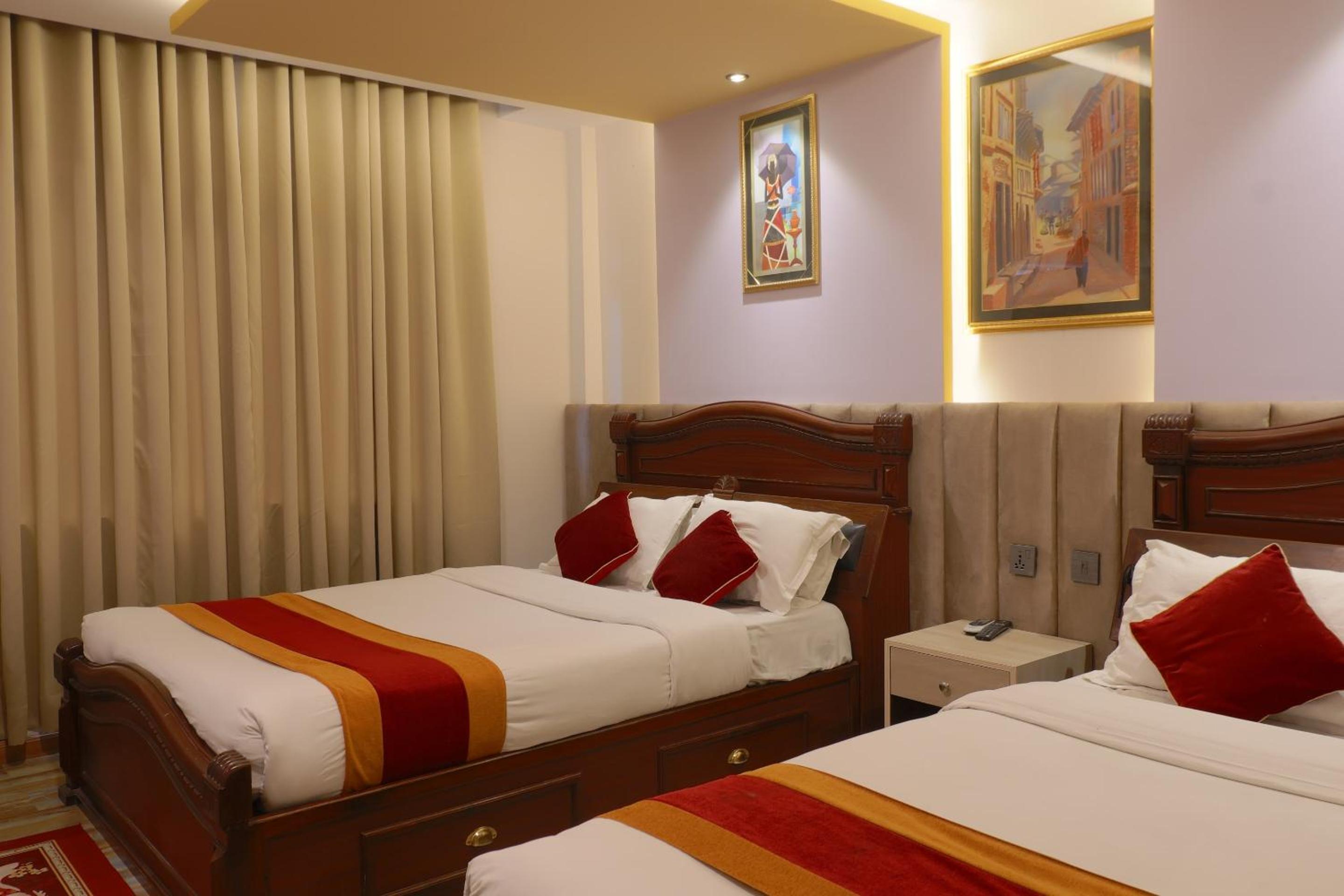 Deluxe Quadruple Room photo 2
