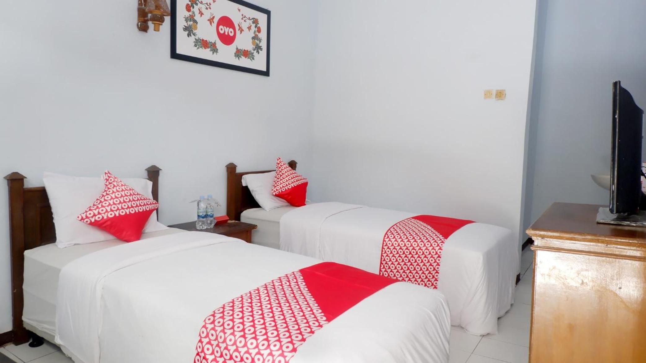 Standard Twin Room photo 2