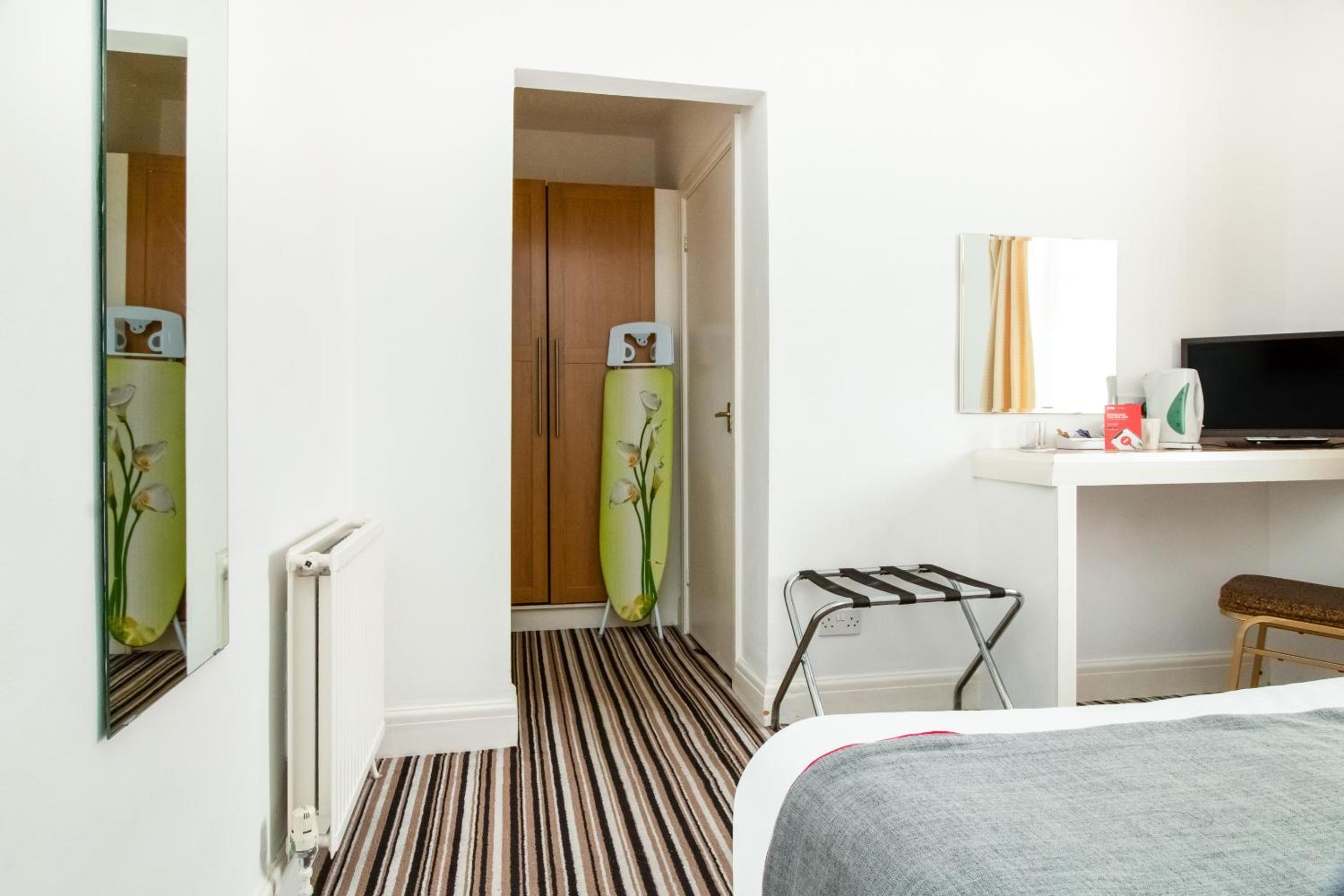 Standard Double Room - Photo 4