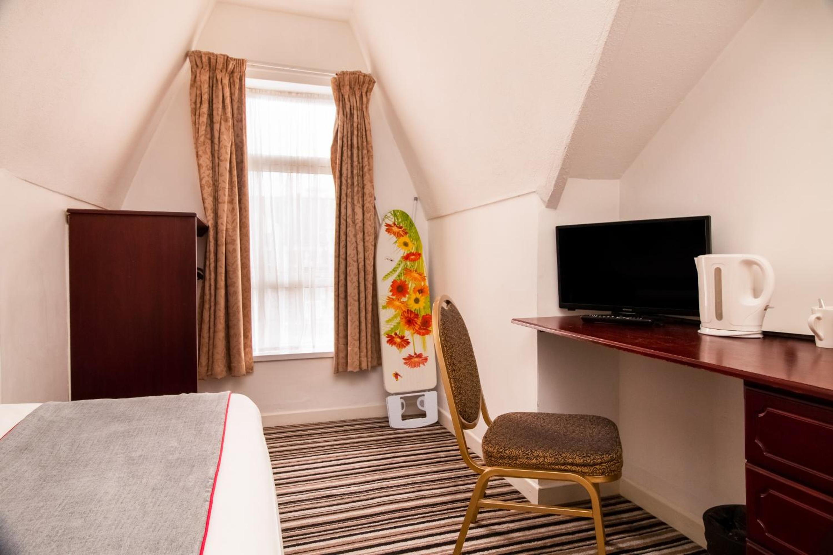 Deluxe Double Room - Photo 4
