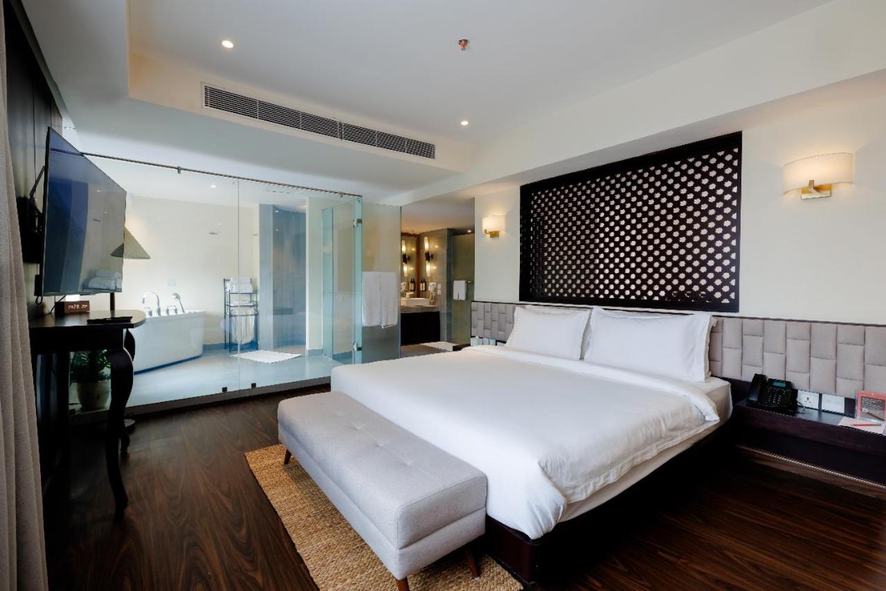 Executive Suite photo 2