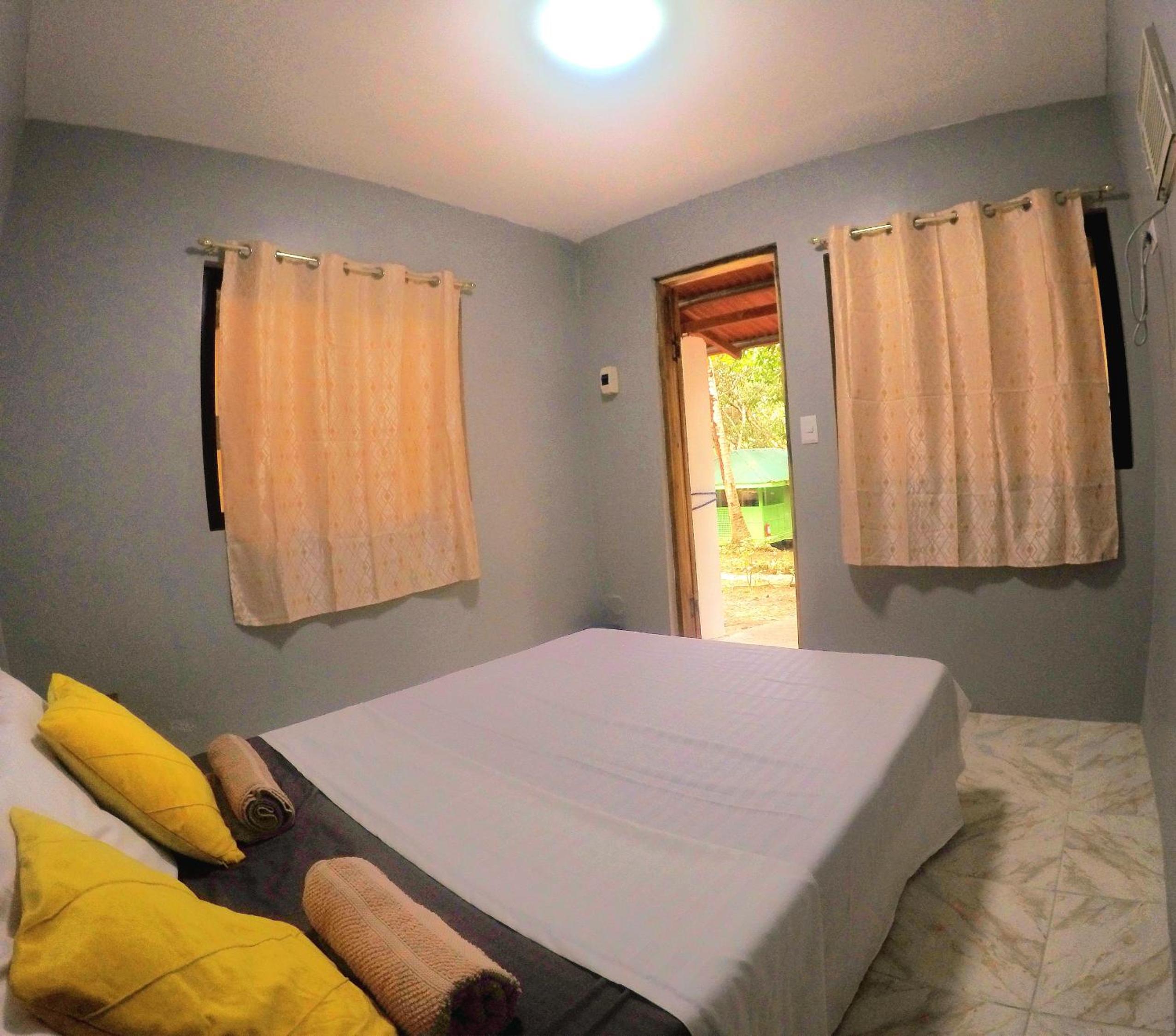Deluxe Queen Room - Photo 4