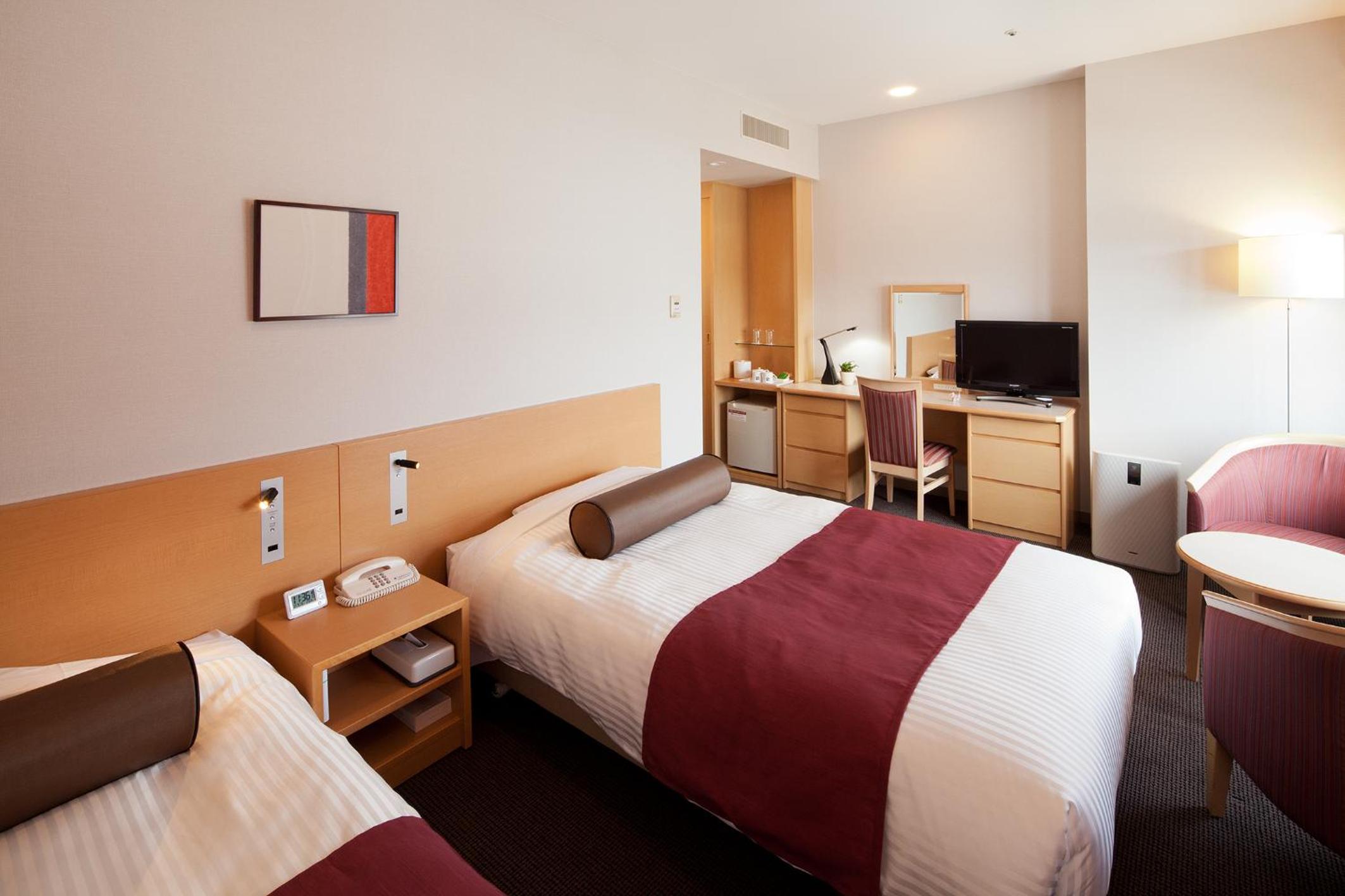 Standard Twin Room - Non-Smoking