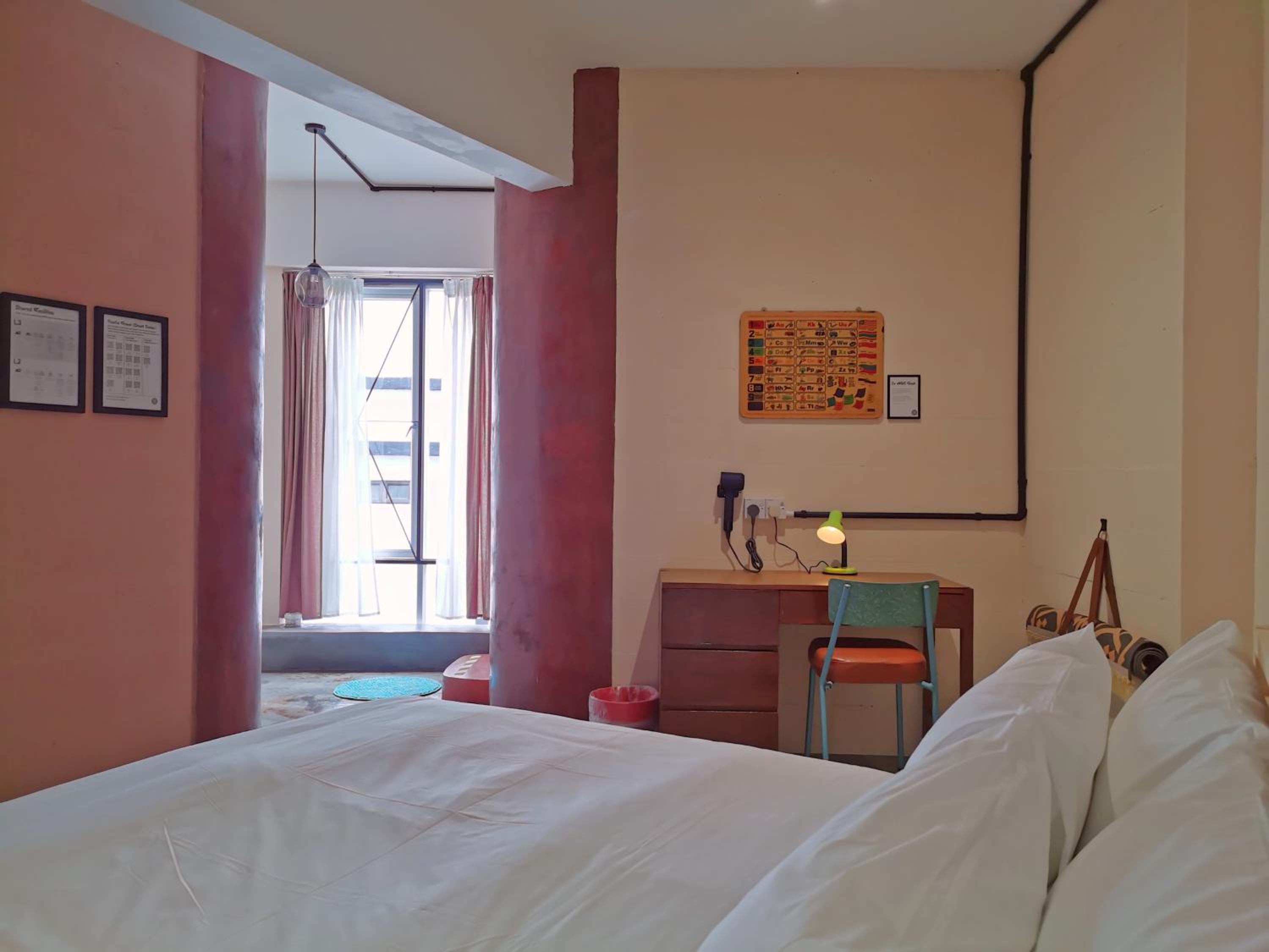 Double Room with Private Bathroom - Photo 6