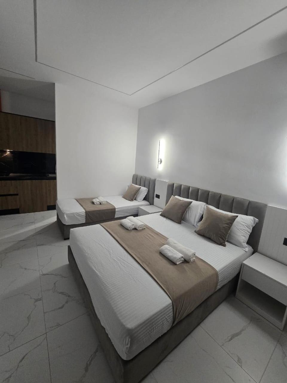 Deluxe Family Suite