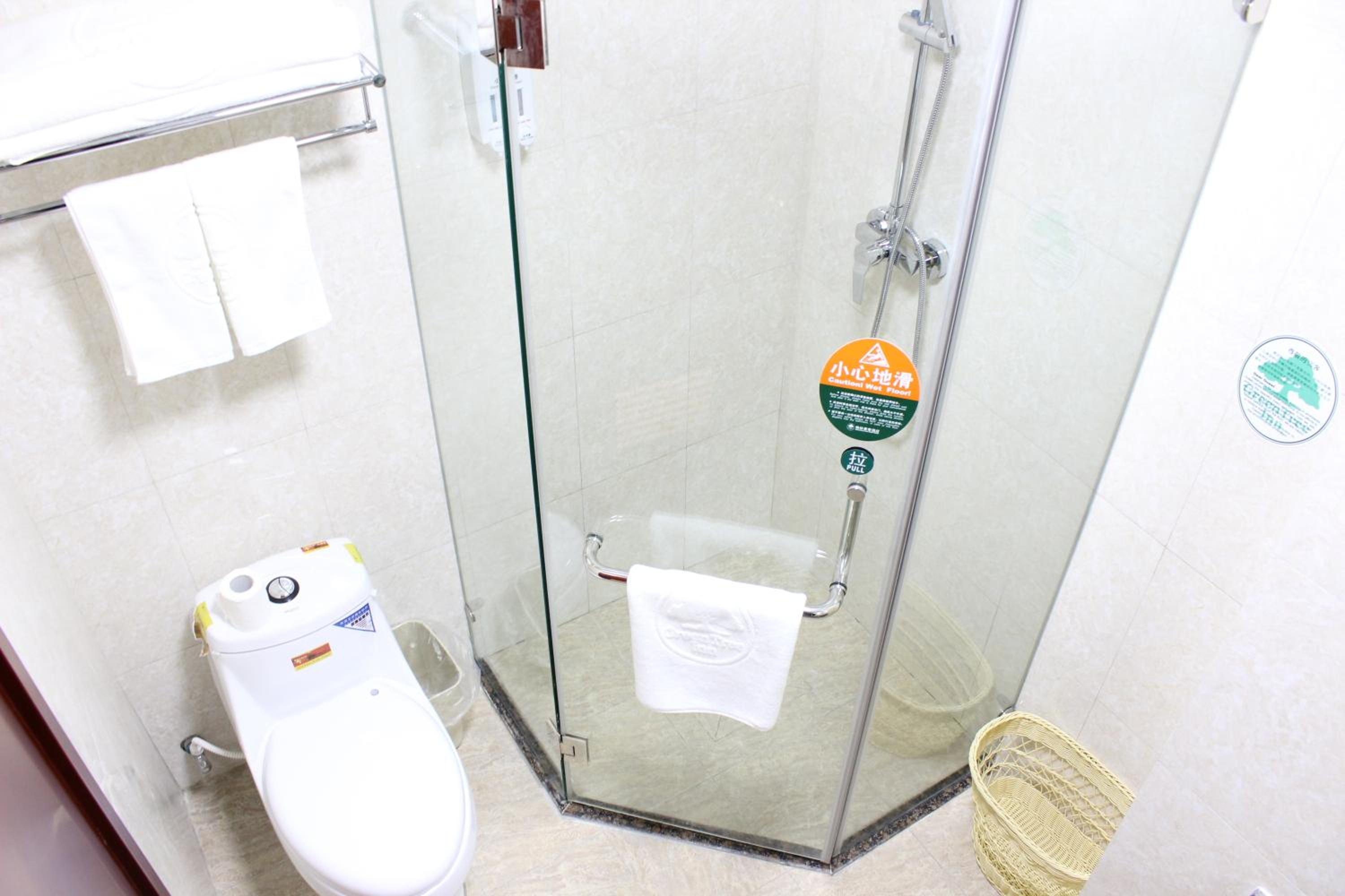 Mainland Chinese Citizens - Standard Twin Room photo 2