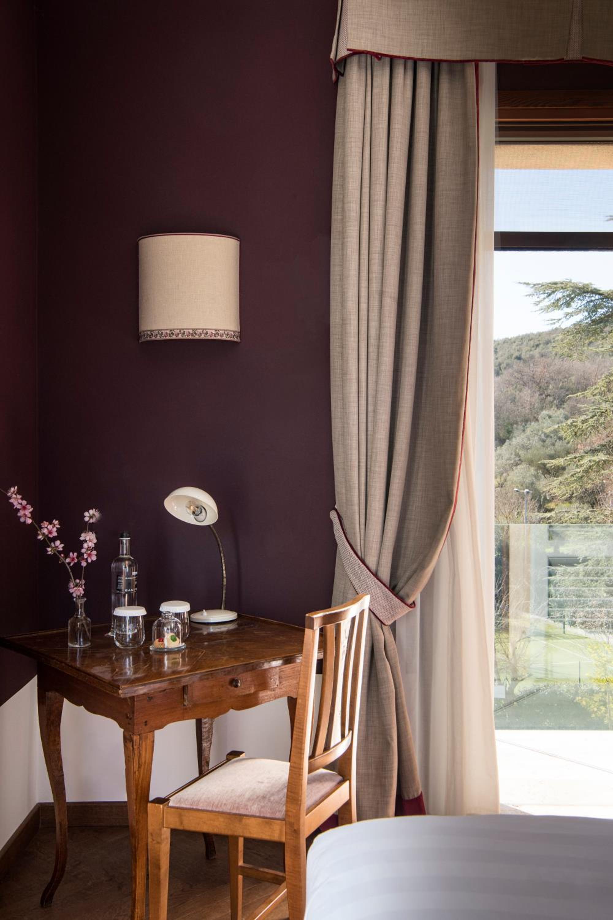 Queen Room with Balcony