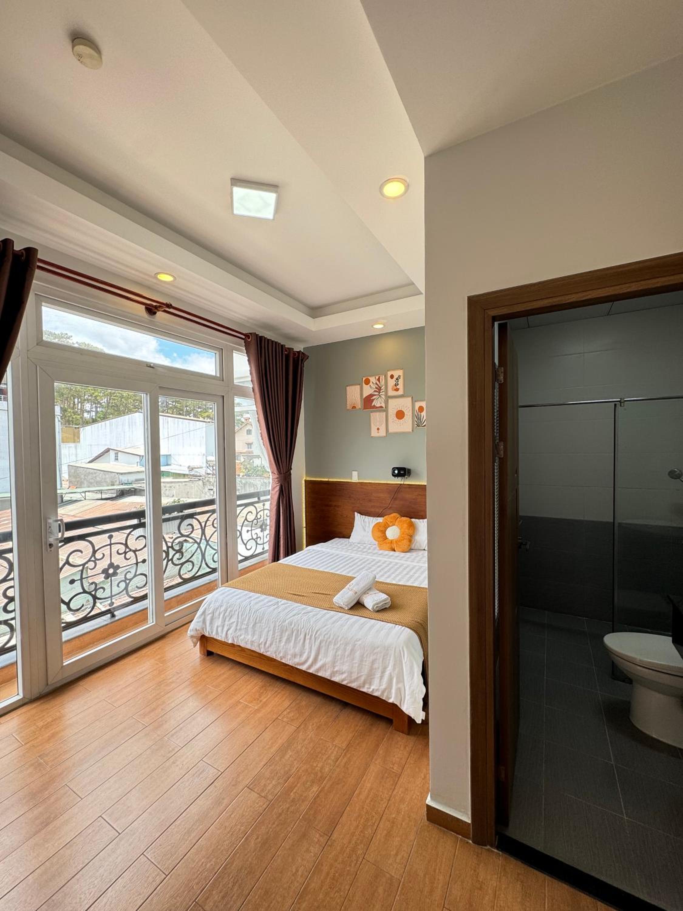 Double Room with Balcony